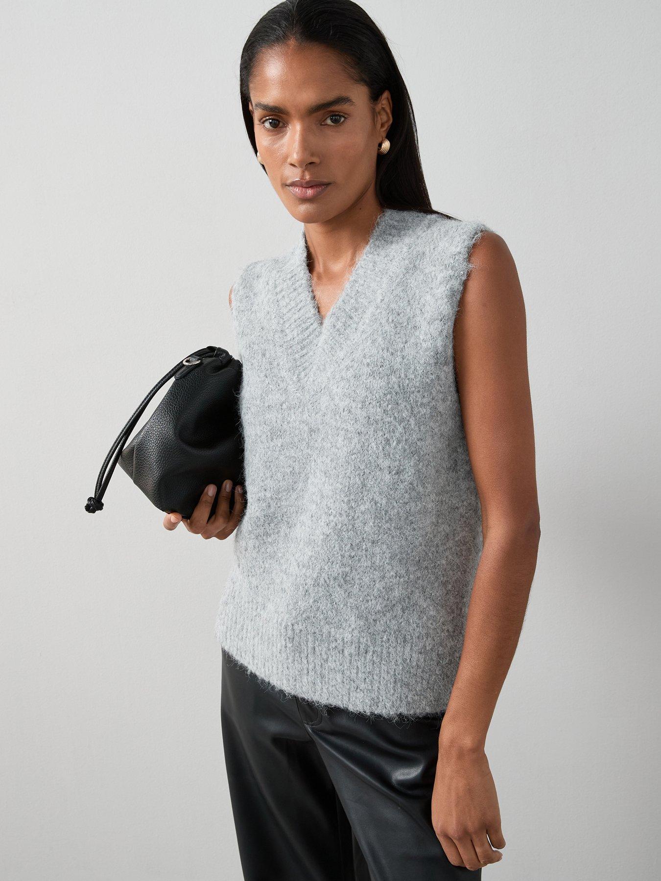 the-very-collection-v-neck-sleeveless-knitted-tank-with-wool-greydetail