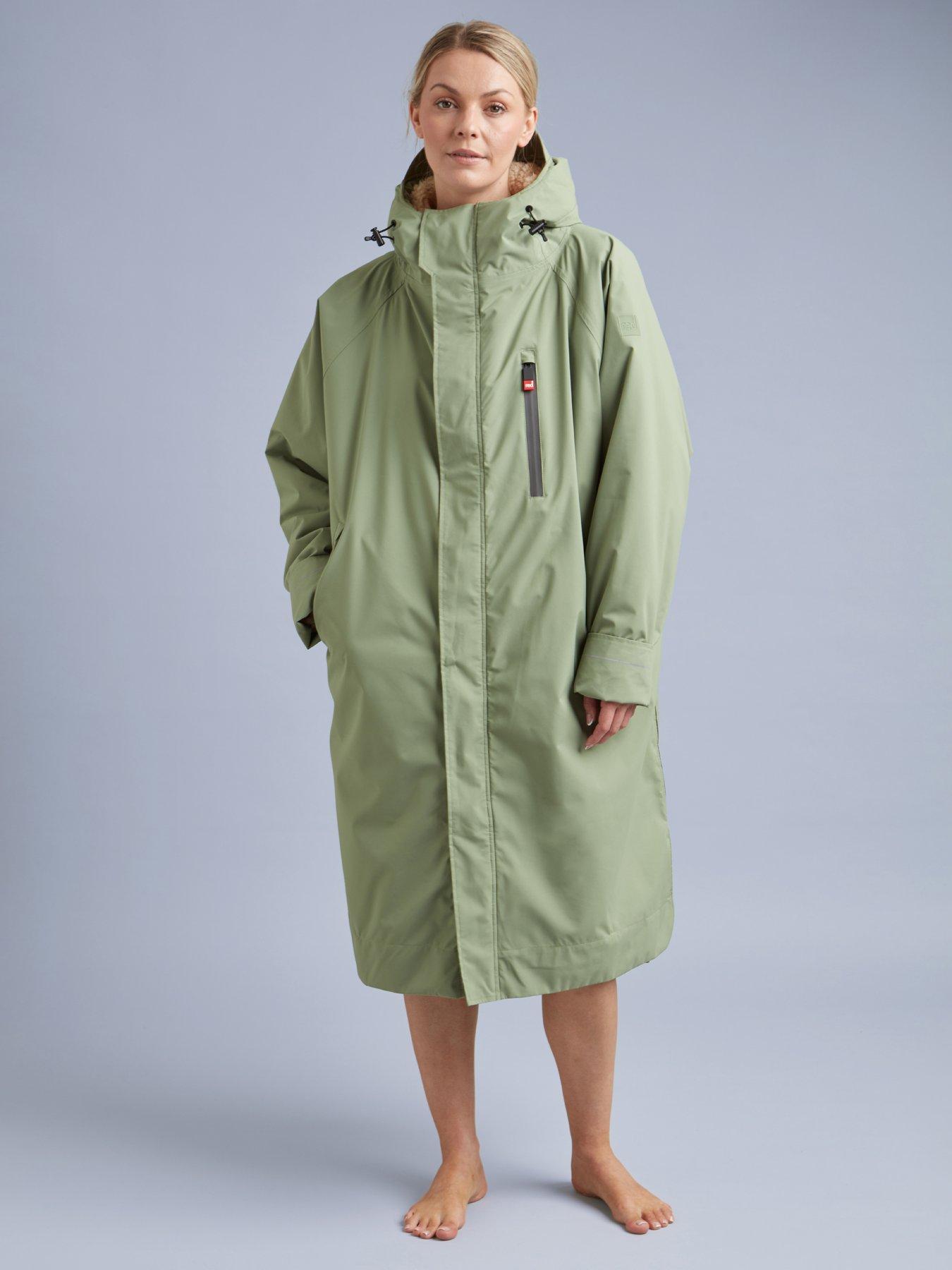 Red Equipment Evo Pro Unisex Waterpoof Changing Robe - Sage Green