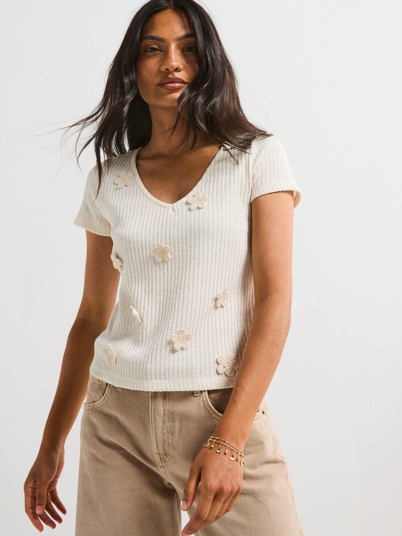 undefined Crochet Flower Neck T-shirt - Cream