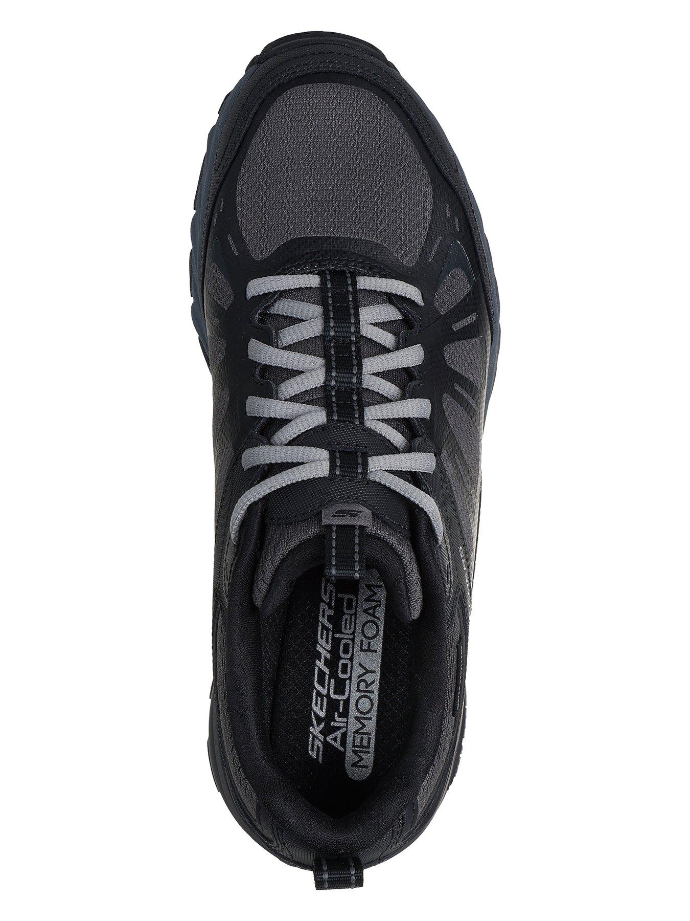 skechers-outdoor-max-protect-trainer--blackoutfit