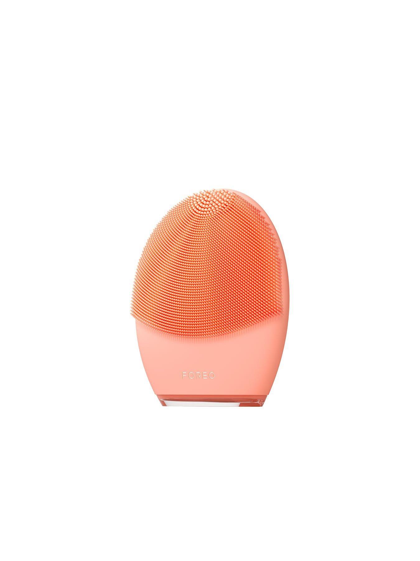 Image 2 of 5 of FOREO Luna 4 Balanced Skin