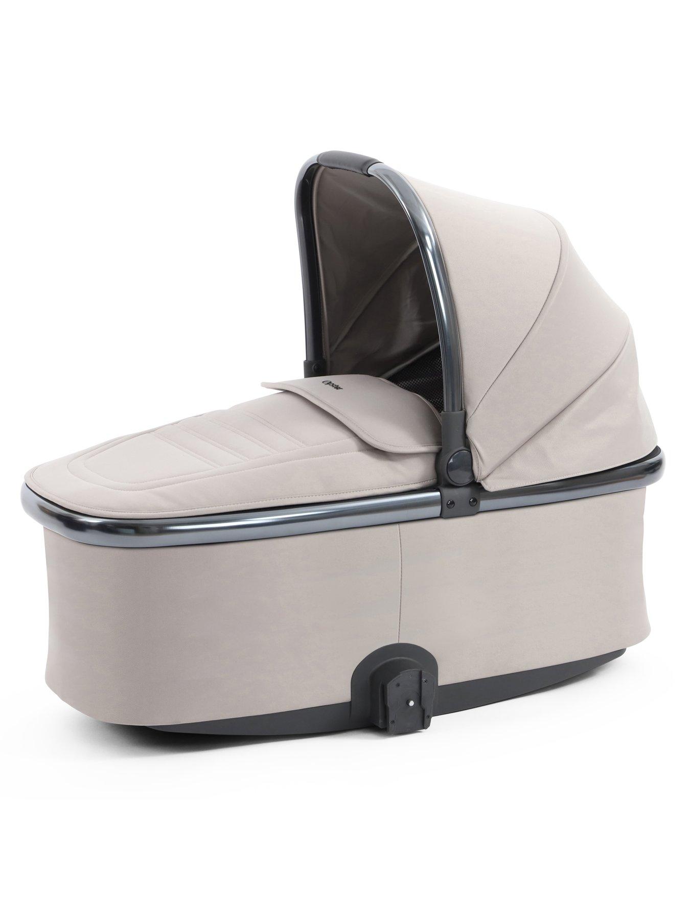 Image 2 of 6 of Oyster Oyster 4 Luxury Pushchair Bundle - Stone
