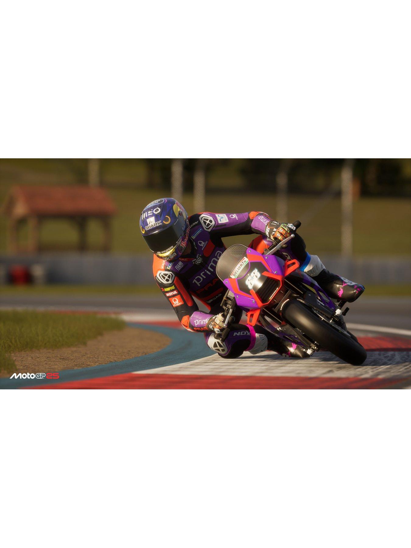 nintendo-switch-motogpnbsp25-code-in-boxoutfit