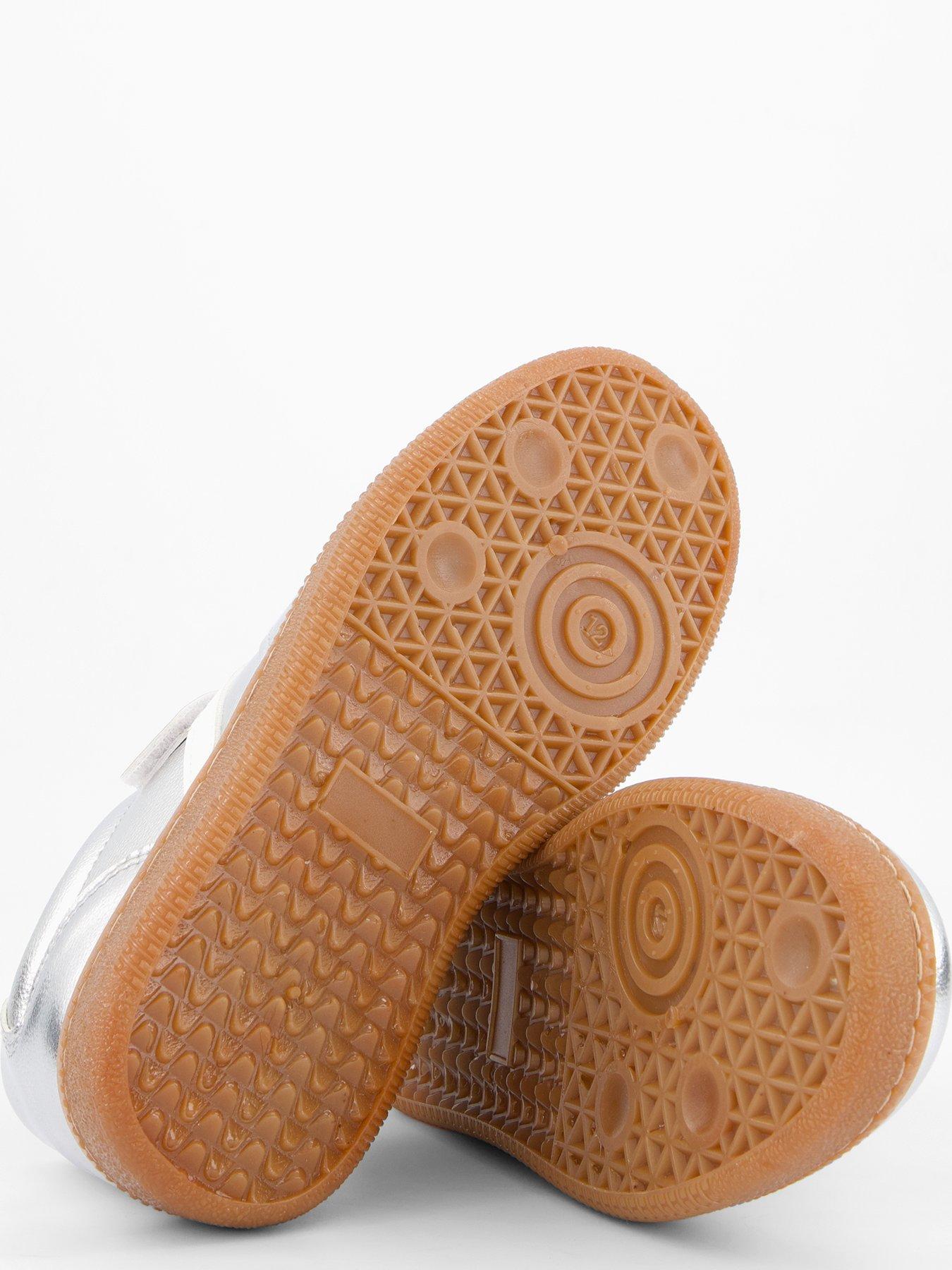 Image 4 of 7 of The Very Collection Girls Retro Trainer - Silver