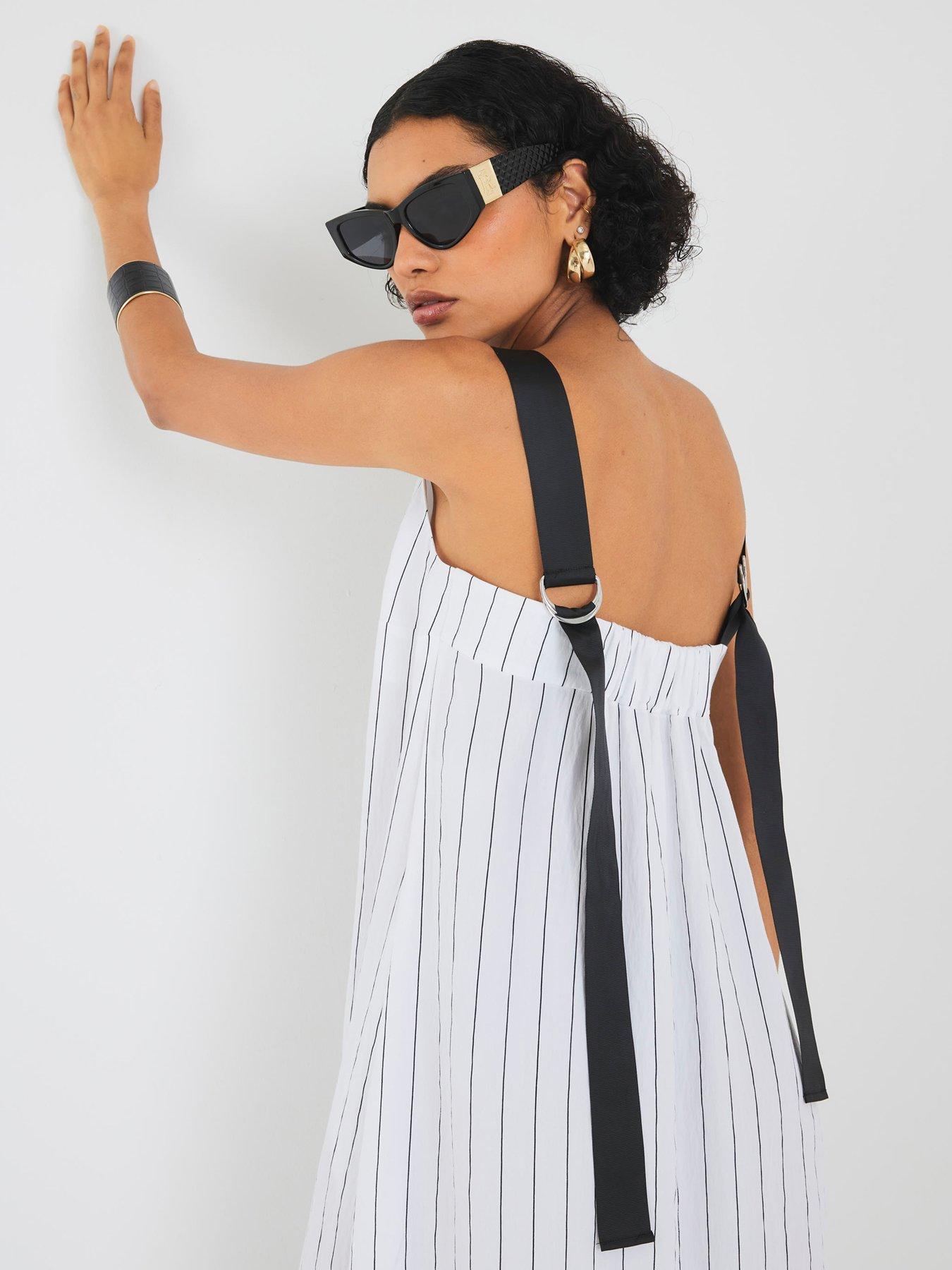 Image 4 of 4 of River Island Oversized Dress - White
