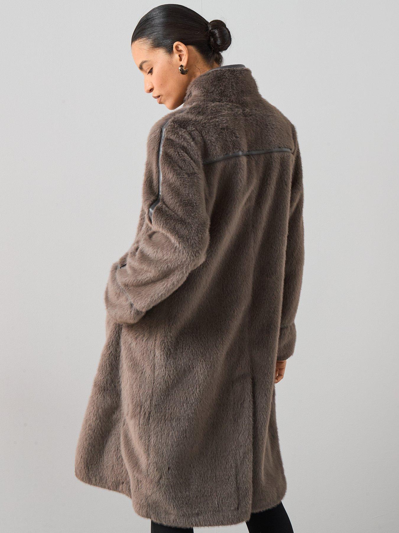 the-very-collection-luxe-faux-shearling-coat-minkstillFront