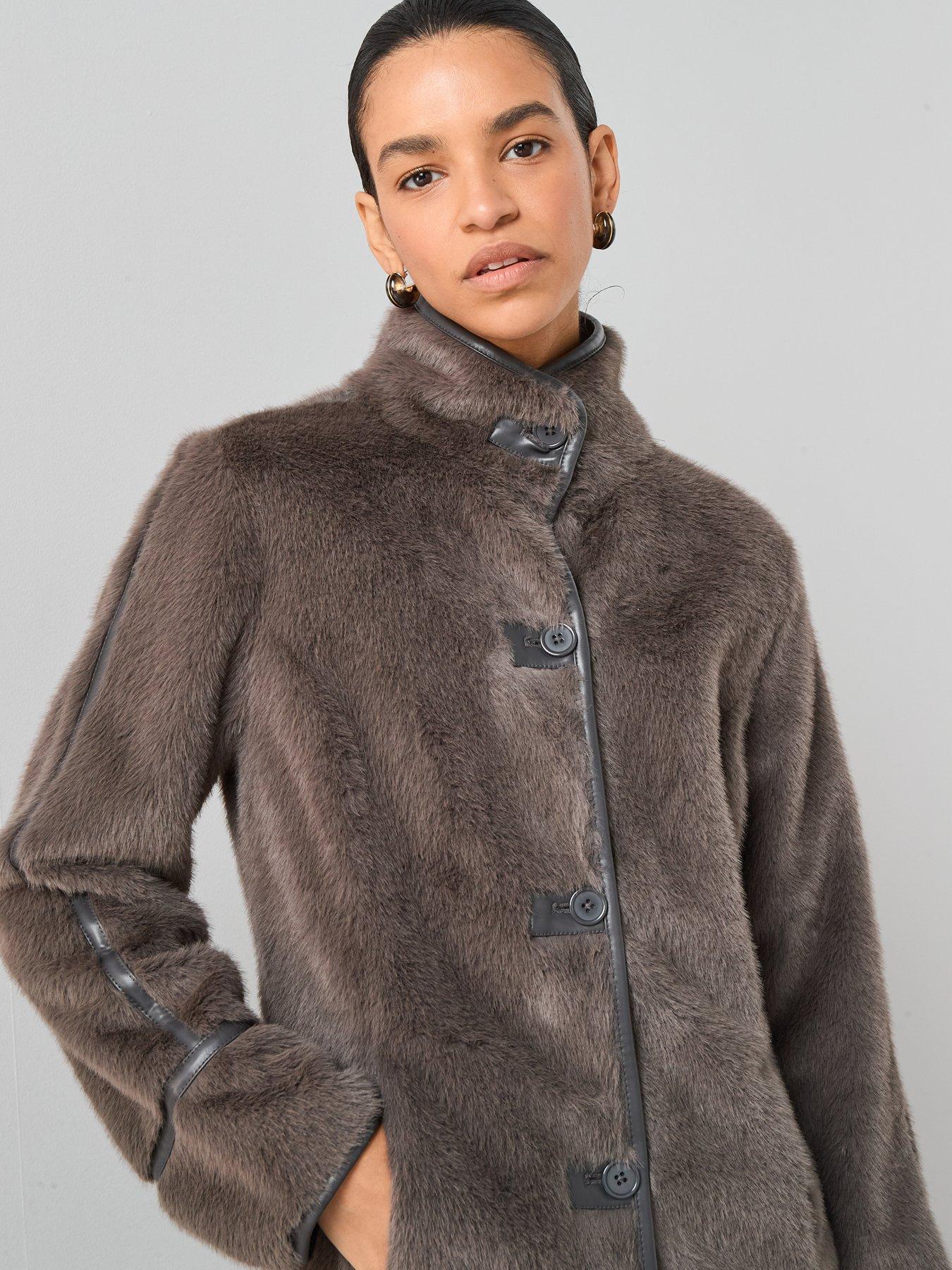 the-very-collection-luxe-faux-shearling-coat-minkoutfit