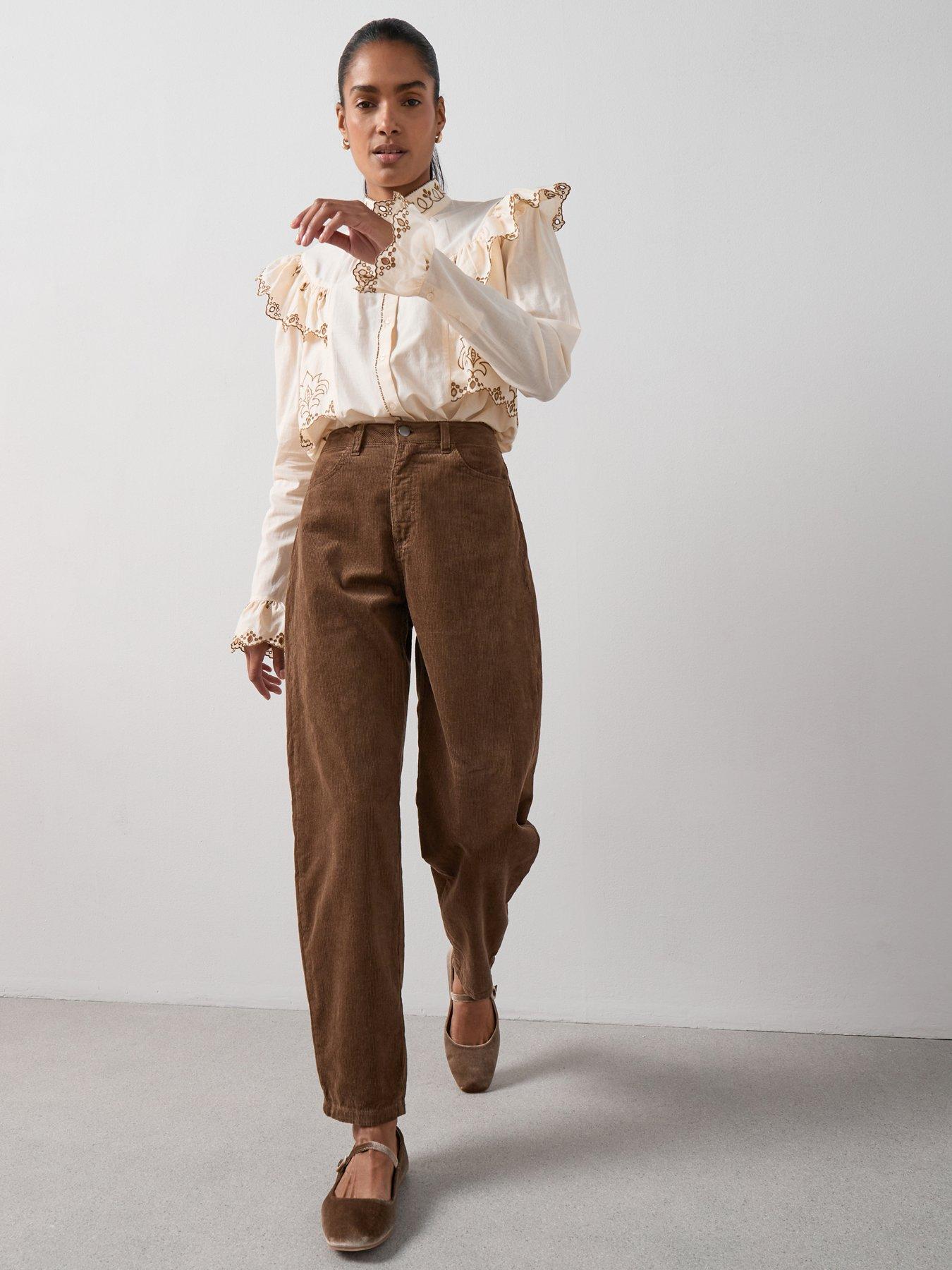 Beige Trousers Women Very IE