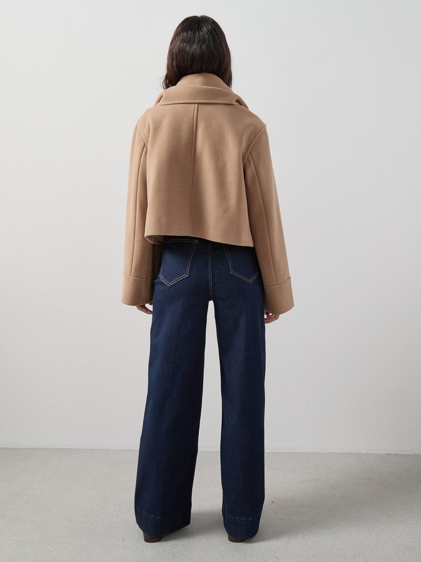 the-very-collection-short-scarf-coat-light-brownstillFront