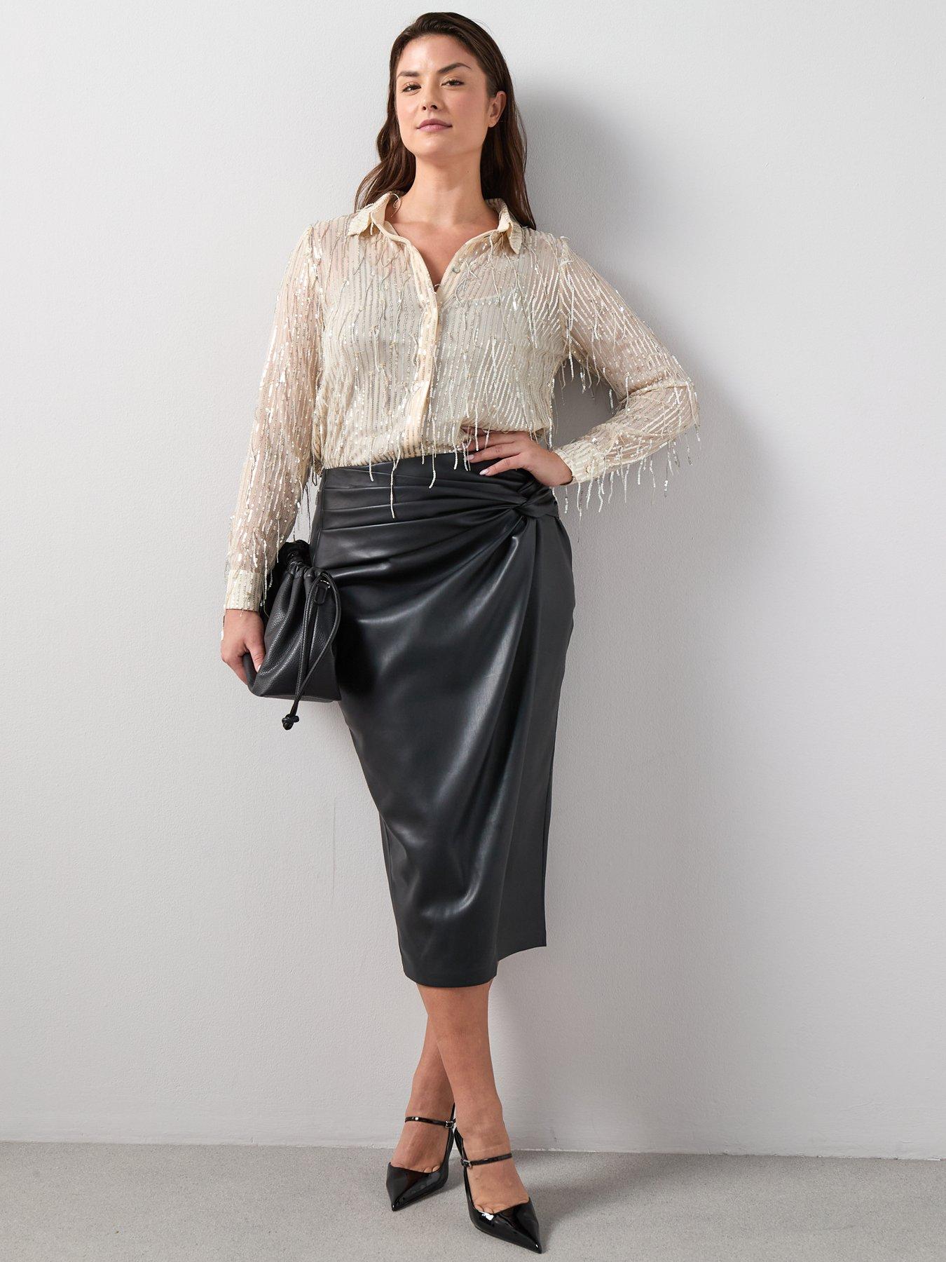 Image 3 of 6 of The Very Collection Curve Curve Sequin Longline Blouse