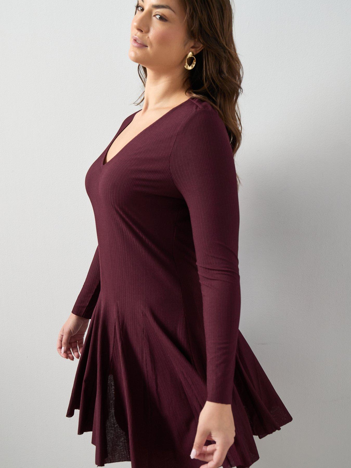 the-very-collection-curve-fit-amp-flare-mini-dress-burgundydetail
