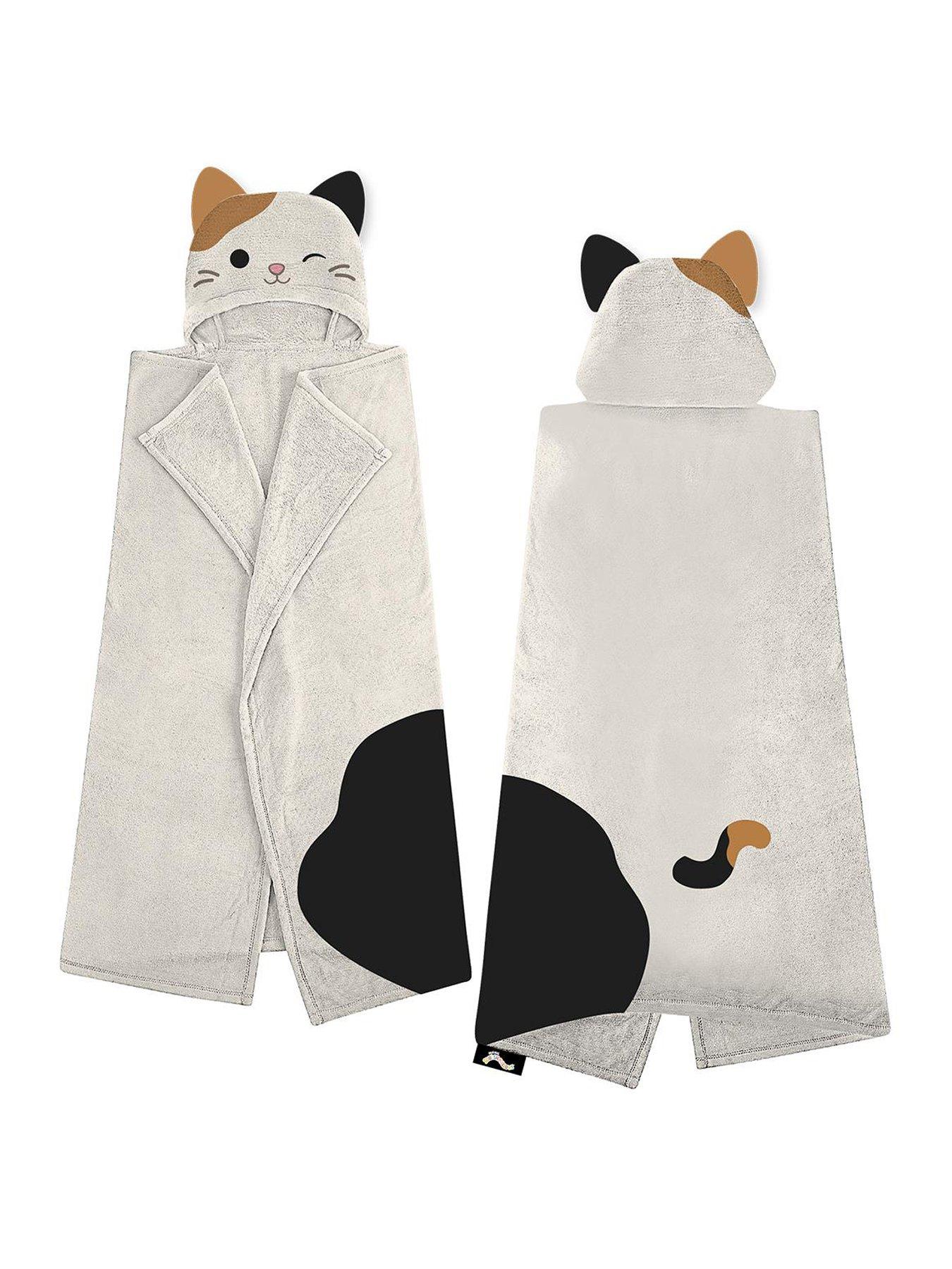 Image 2 of 7 of Squishmallows Squishmallows Camcat 3D Hooded Fleece Blanket