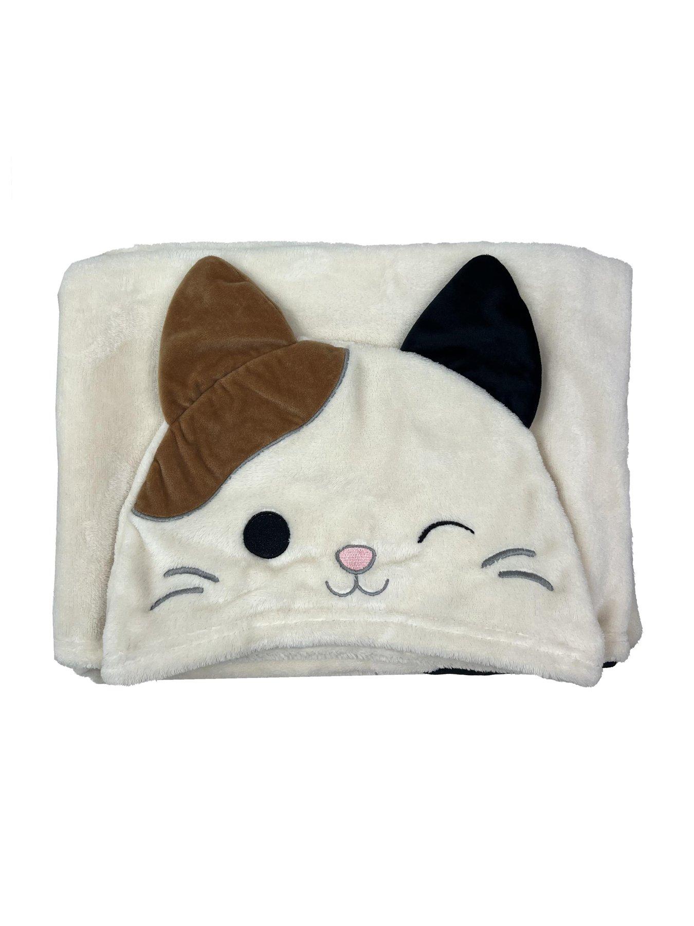Image 6 of 7 of Squishmallows Squishmallows Camcat 3D Hooded Fleece Blanket
