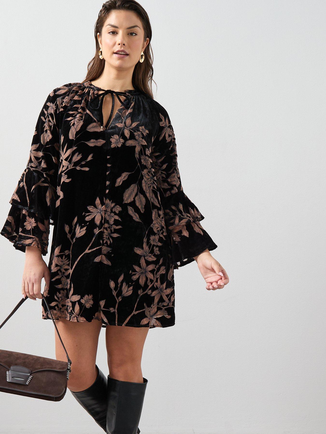 the-very-collection-curve-devore-ruffle-sleeve-smock-dress