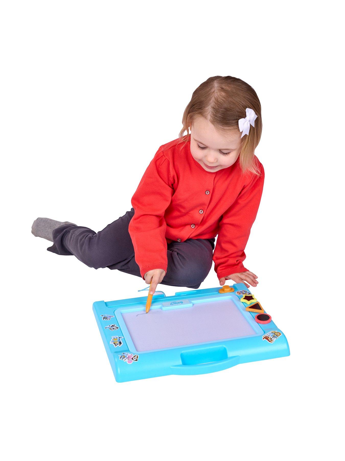 Image 4 of 5 of Bluey Bluey &amp; Friends Deluxe Scribbler
