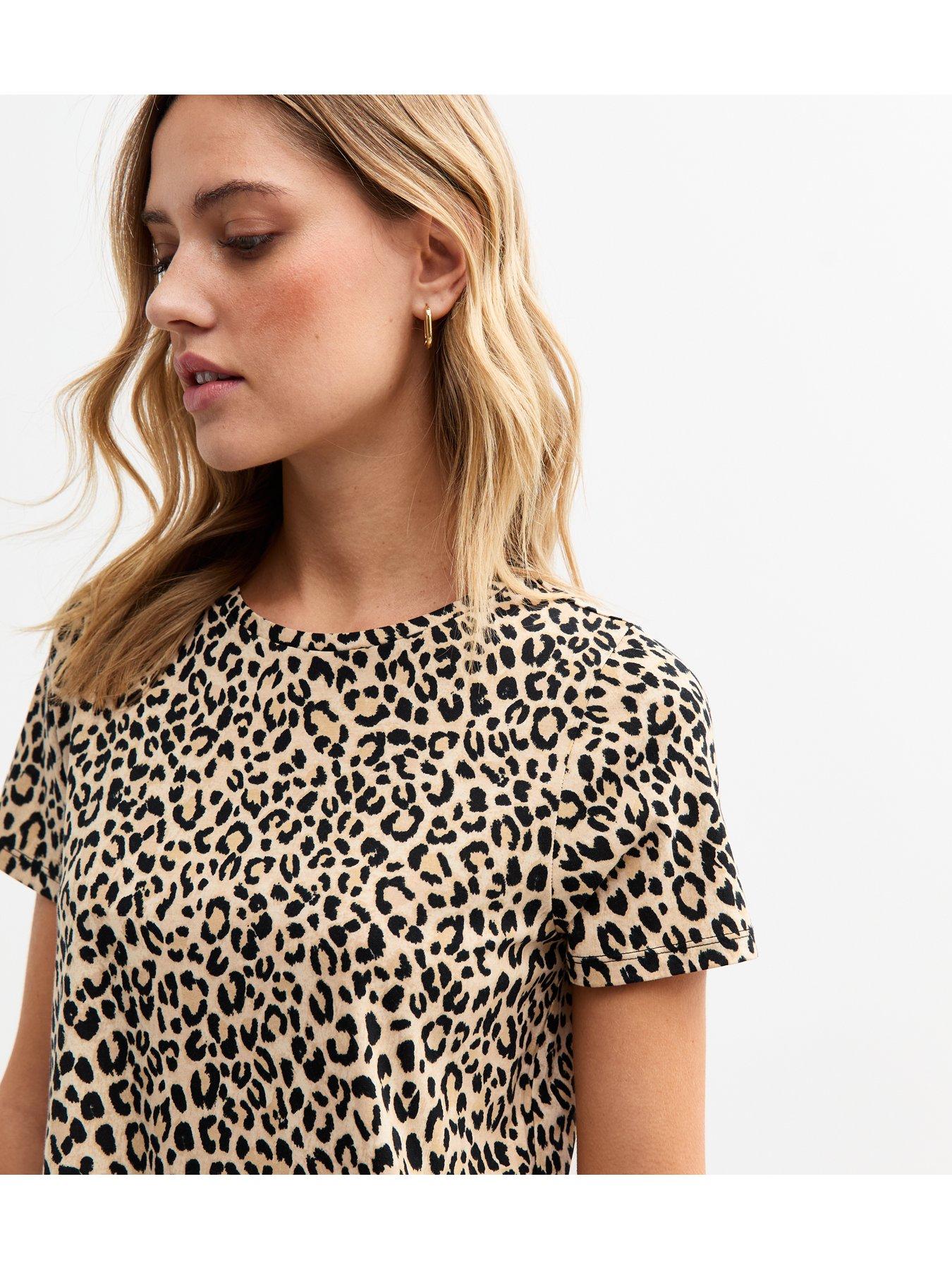 new-look-leopard-print-jersey-peplum-hem-t-shirt-brownoutfit