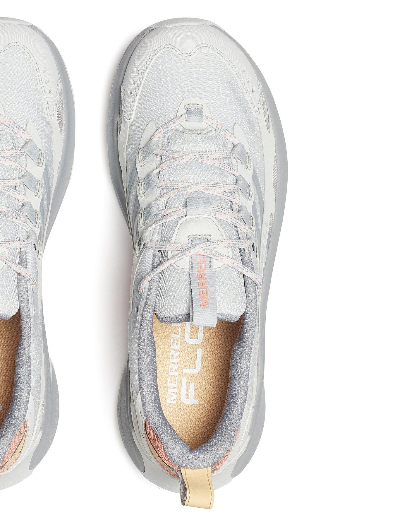 merrell-womens-moab-speed-2-goretex-hiking-shoes-greyoutfit