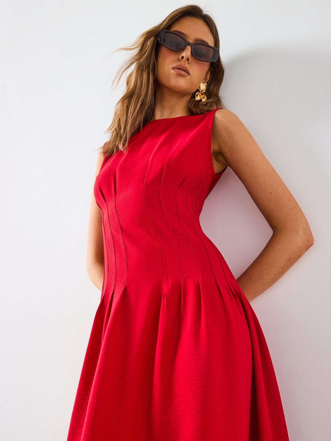 mango-straight-panel-dress-with-darts-redoutfit