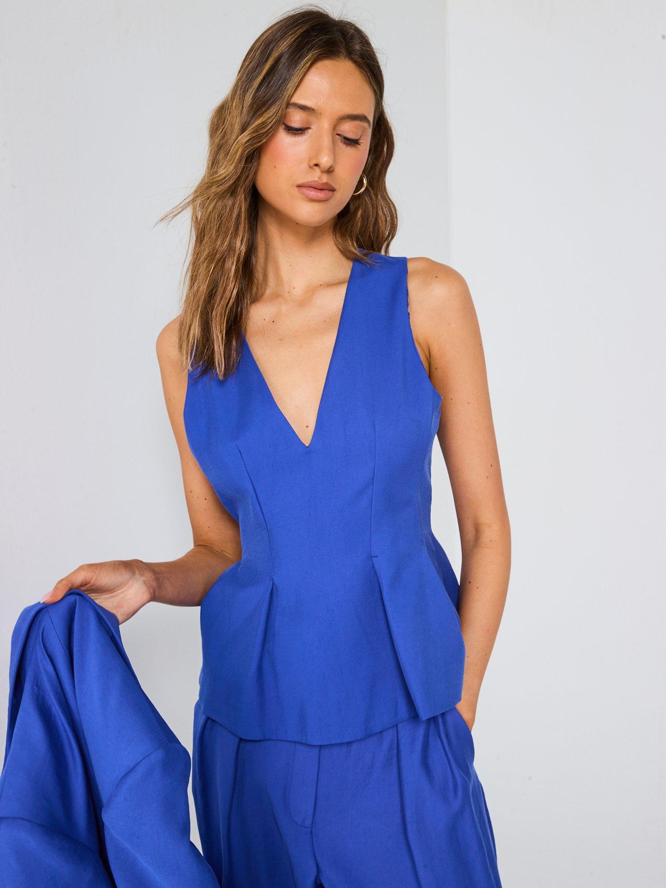 mango-strapless-fitted-top-blueoutfit