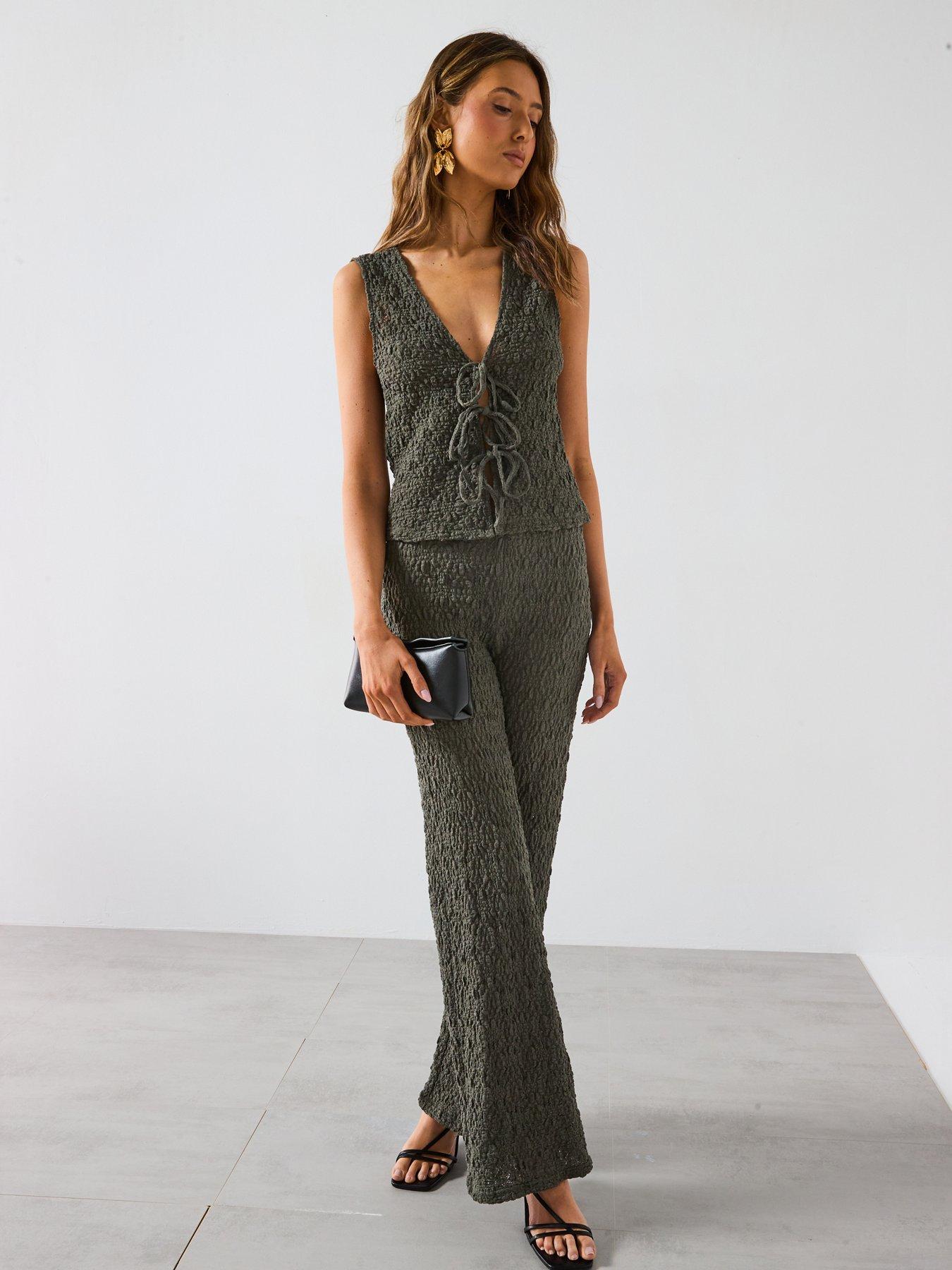 mango-bow-texture-top-khakiback