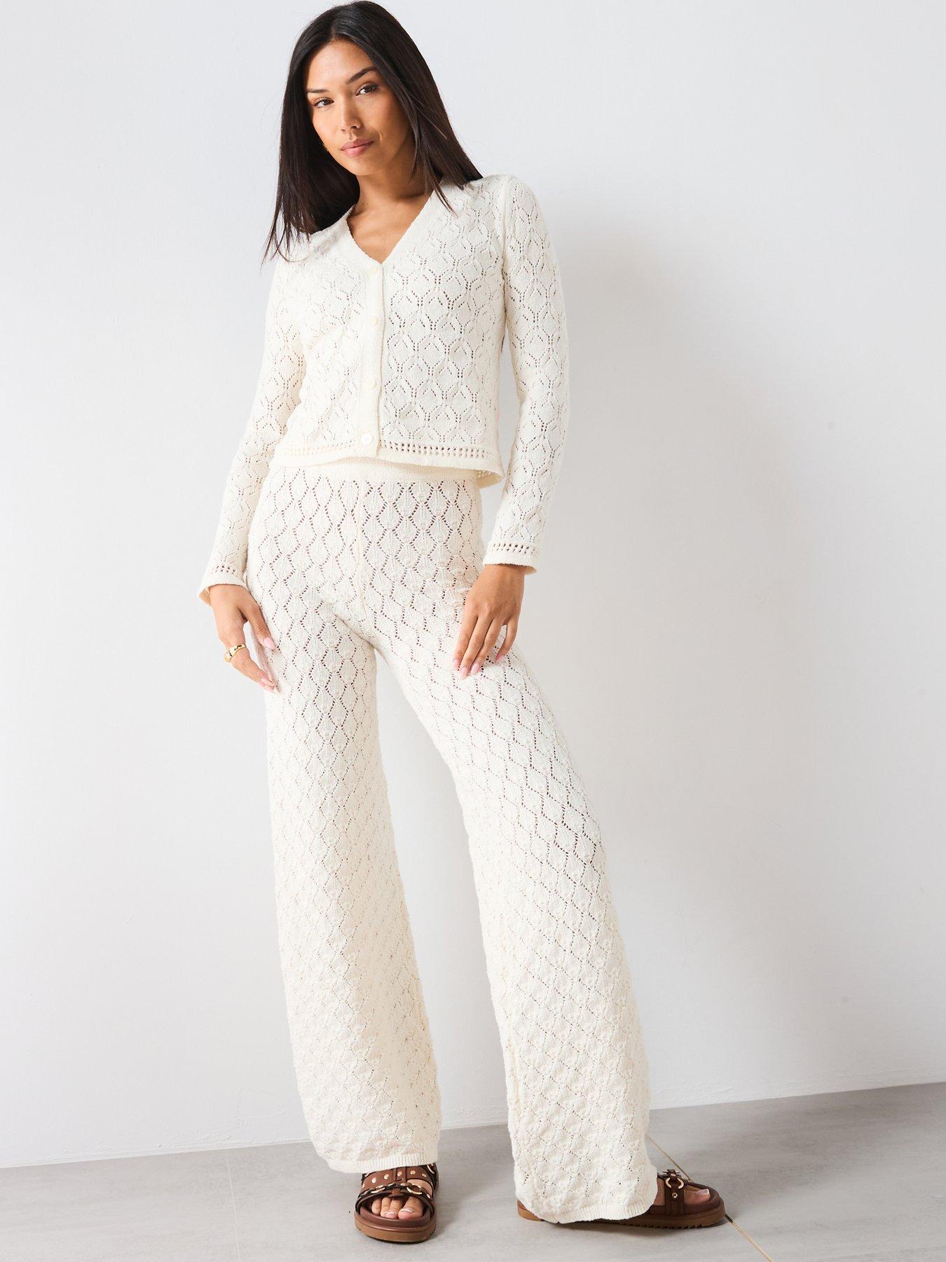 mango-pattern-knit-detailed-cardigan-creamoutfit