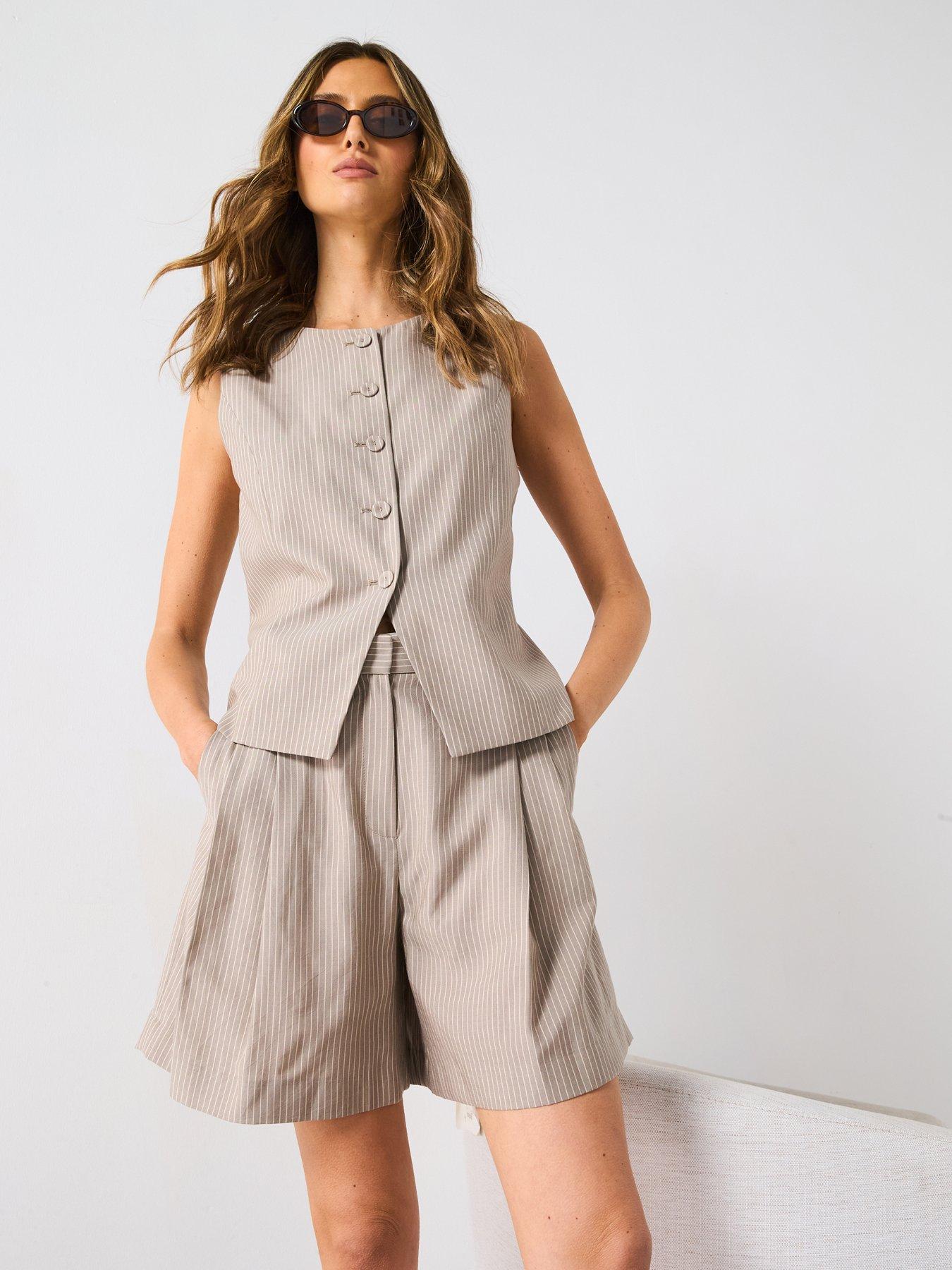 mango-striped-lyocell-suit-vest-greydetail