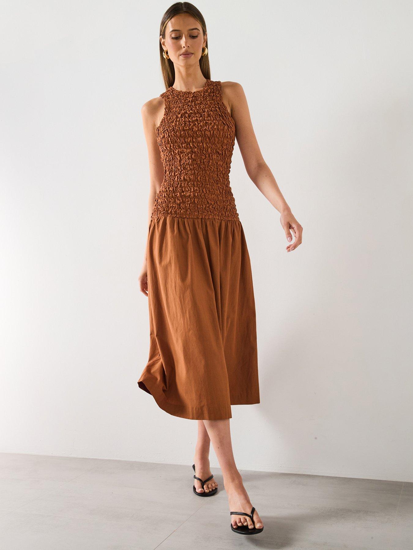 mango-combined-open-back-textured-dress-brown