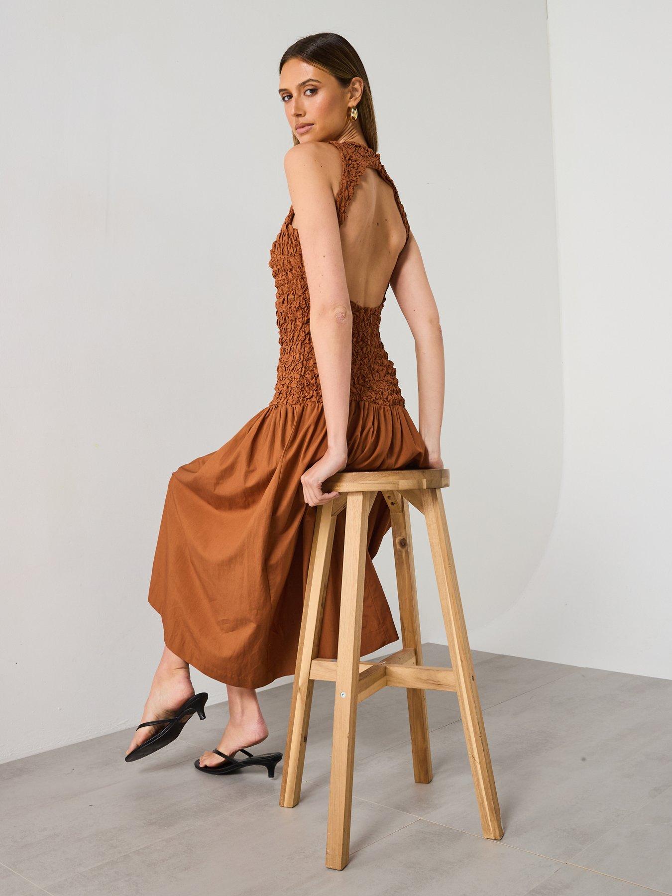 Image 5 of 6 of Mango Combined Open Back Textured Dress - Brown