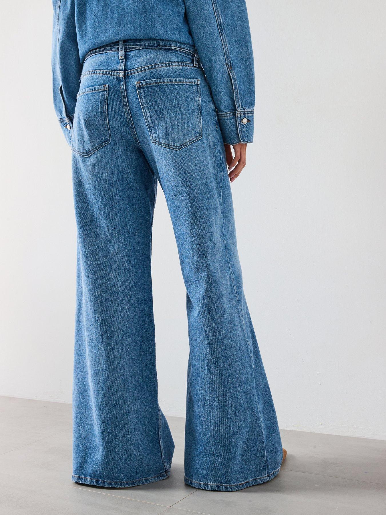 mango-low-rise-wideleg-jeans-with-belt-bluestillFront