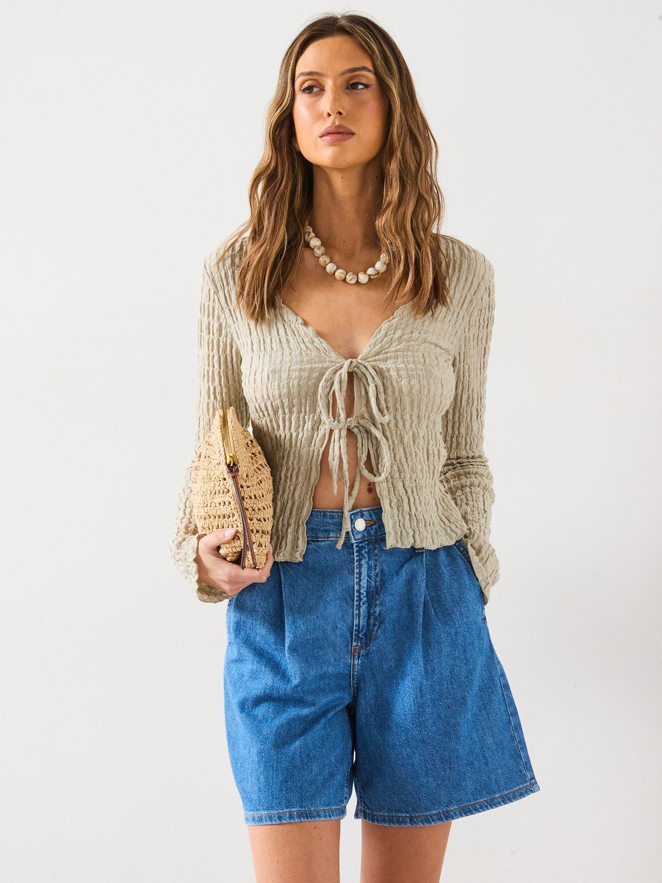 mango-bermuda-shorts-blueoutfit