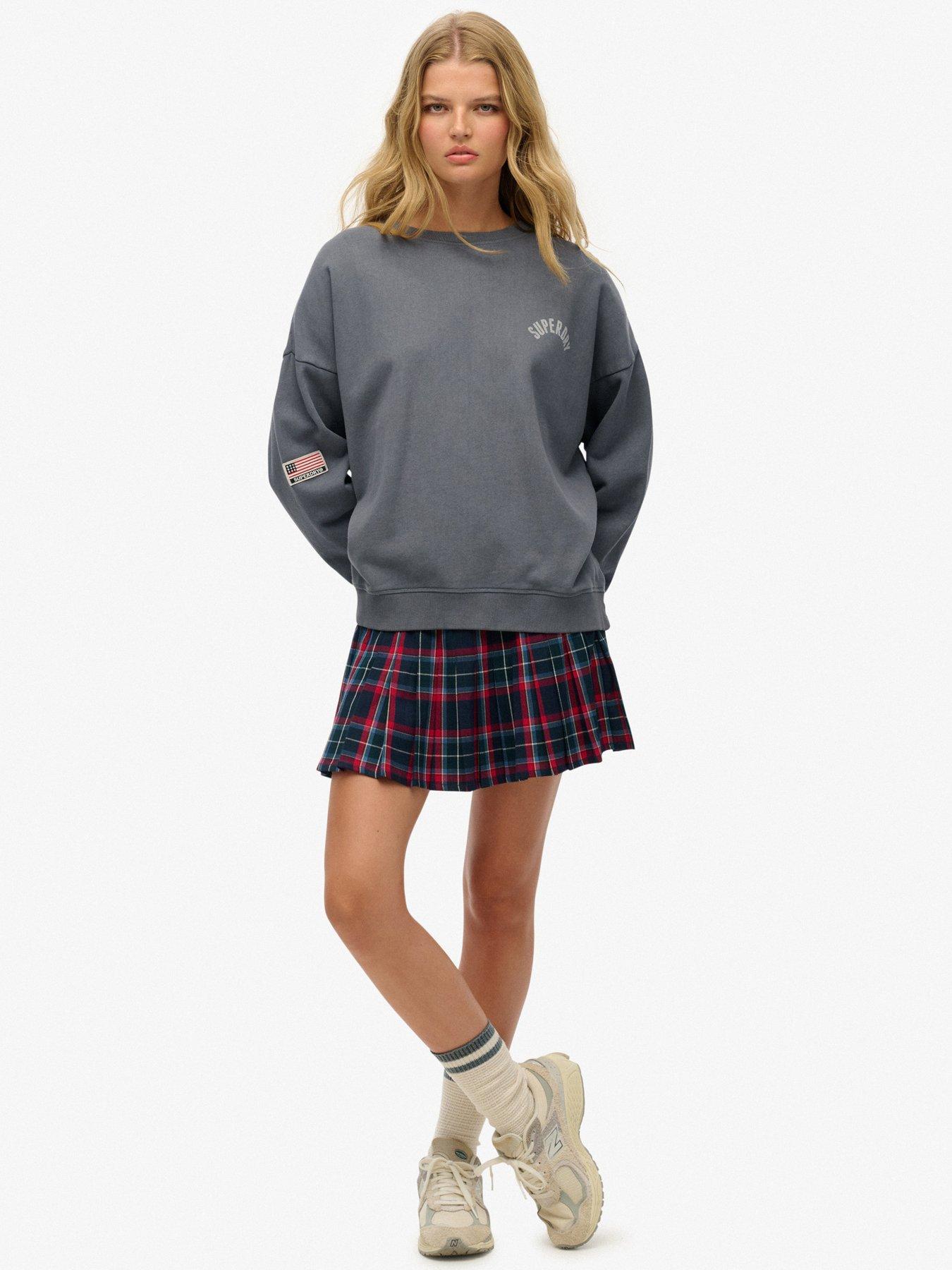superdry-athletic-essentials-printed-crew-sweatshirt-multiback