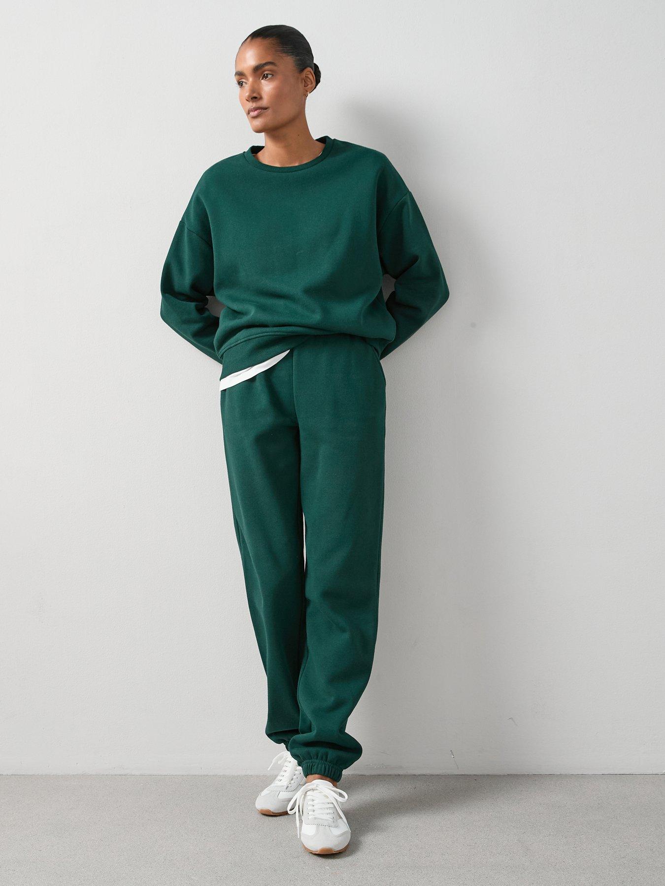 the-very-collection-relaxed-cuffed-essential-joggers--green