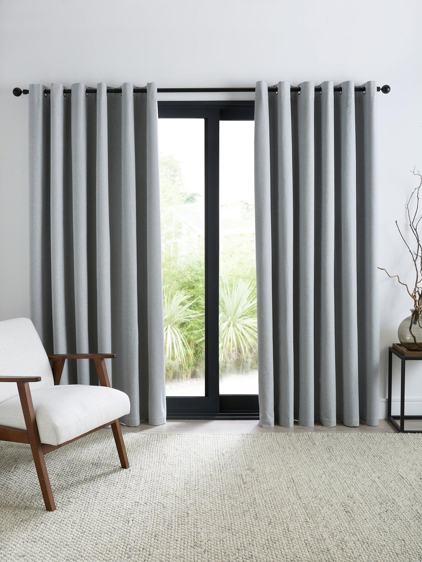 undefined Chesterfield Lined Eyelet Curtains46x72