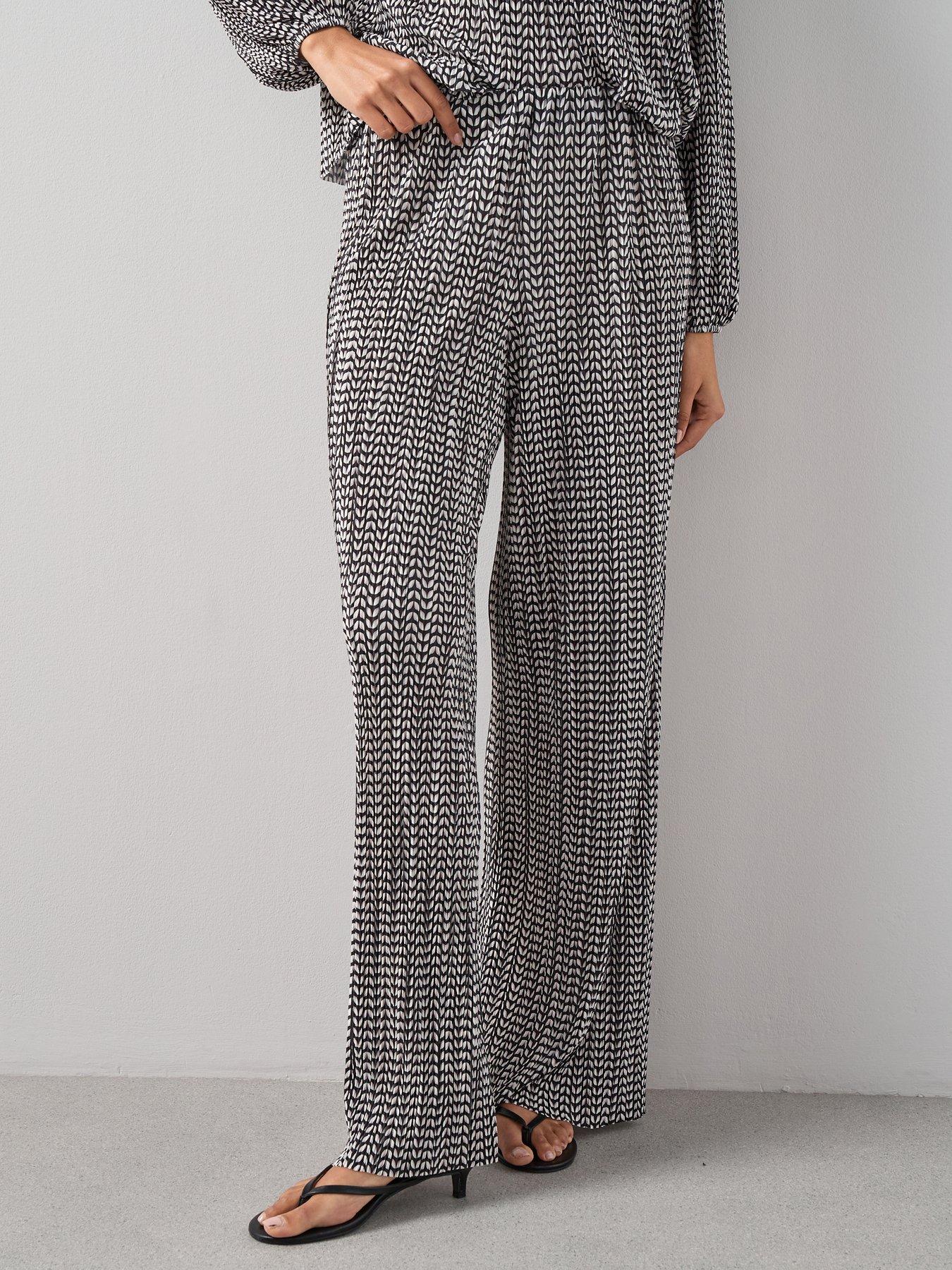 The Very Collection Plisse Printed Co Ord Bottom - Multi