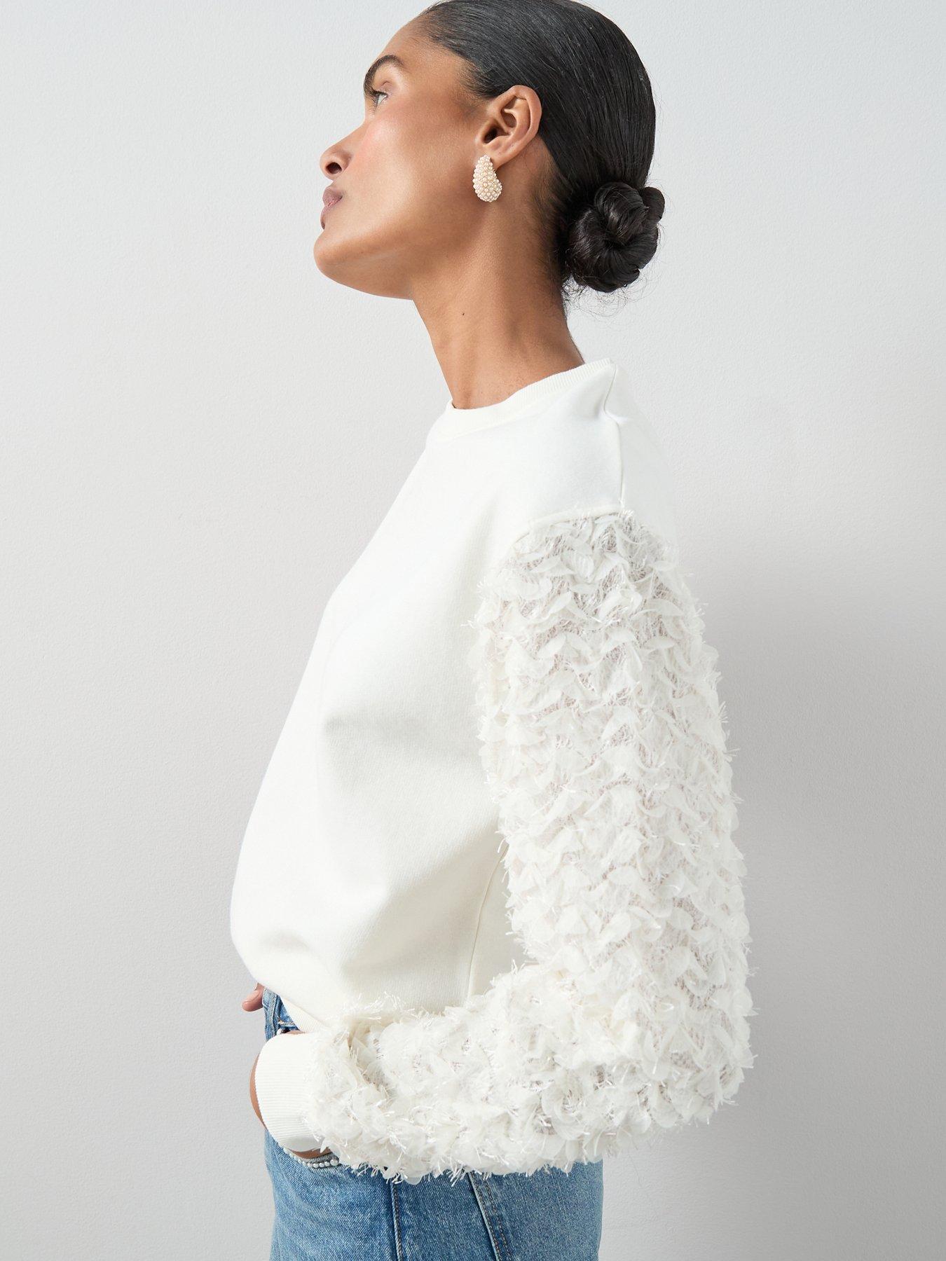 the-very-collection-lace-sleeve-top-creamoutfit