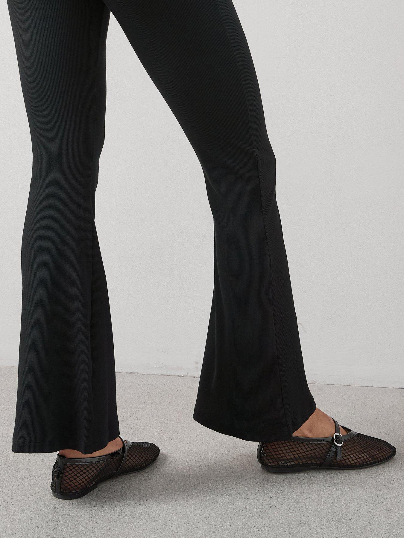 the-very-collection-rib-flare-legging-blackoutfit