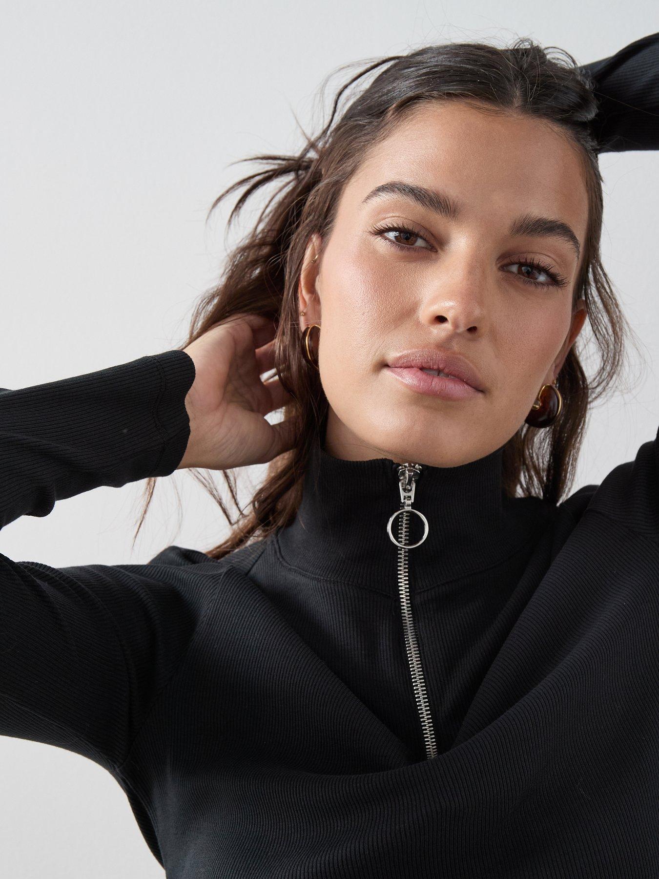 the-very-collection-half-zip-high-neck-rib-blackoutfit