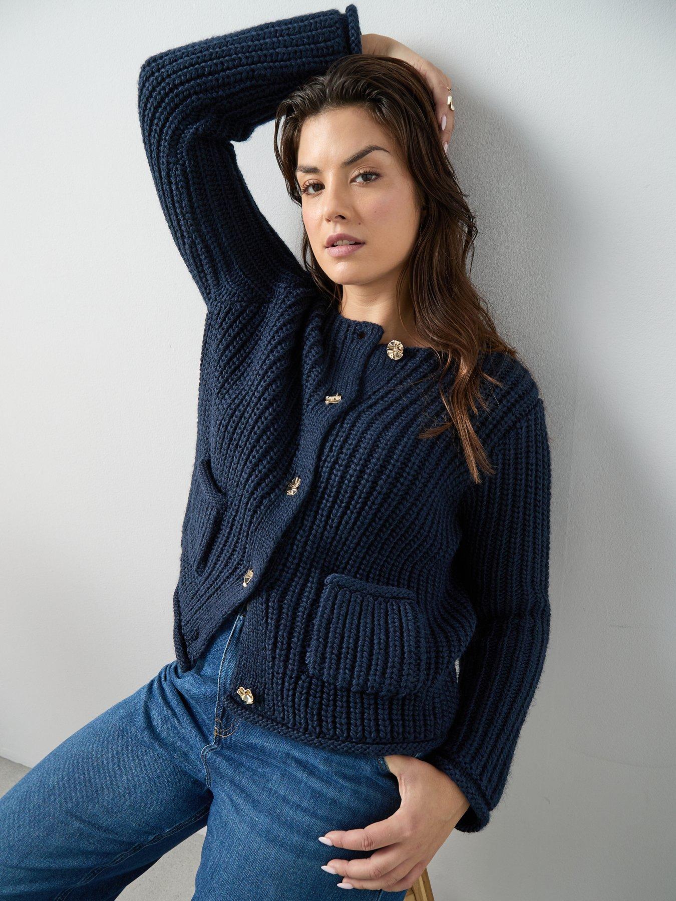 the-very-collection-curve-button-detail-crew-neck-cardigan-navydetail