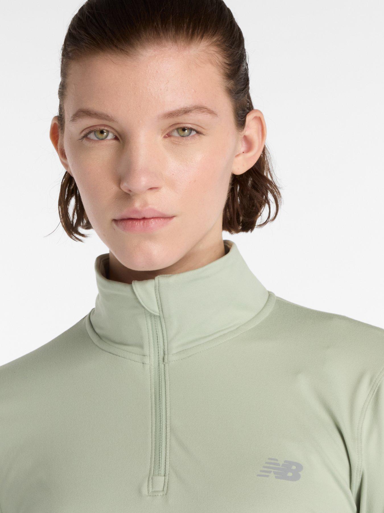 new-balance-womens-running-essentials-space-dye-14-zip-top-greenoutfit