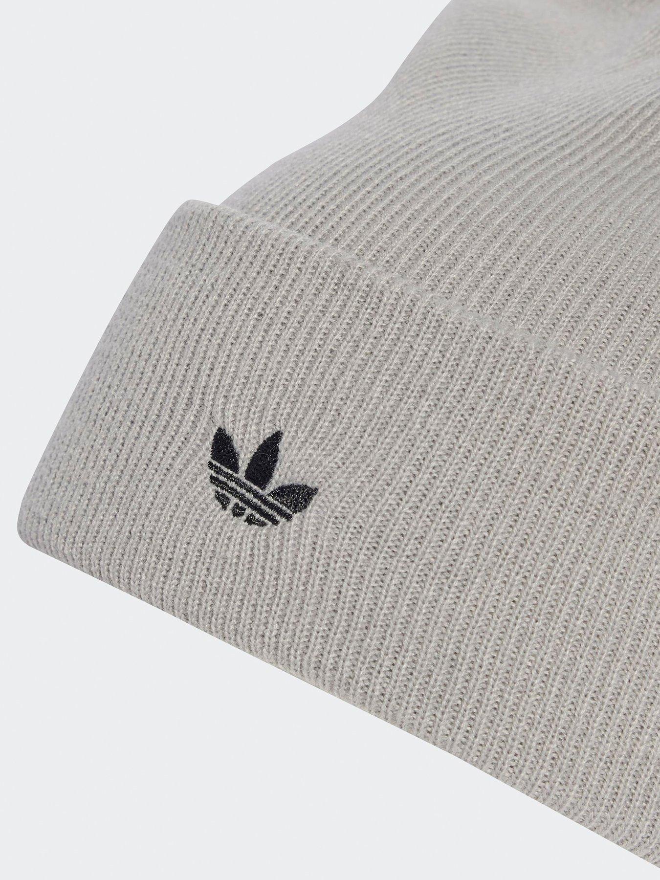 adidas-originals-unisex-adicolor-cuff-beanie-greyoutfit