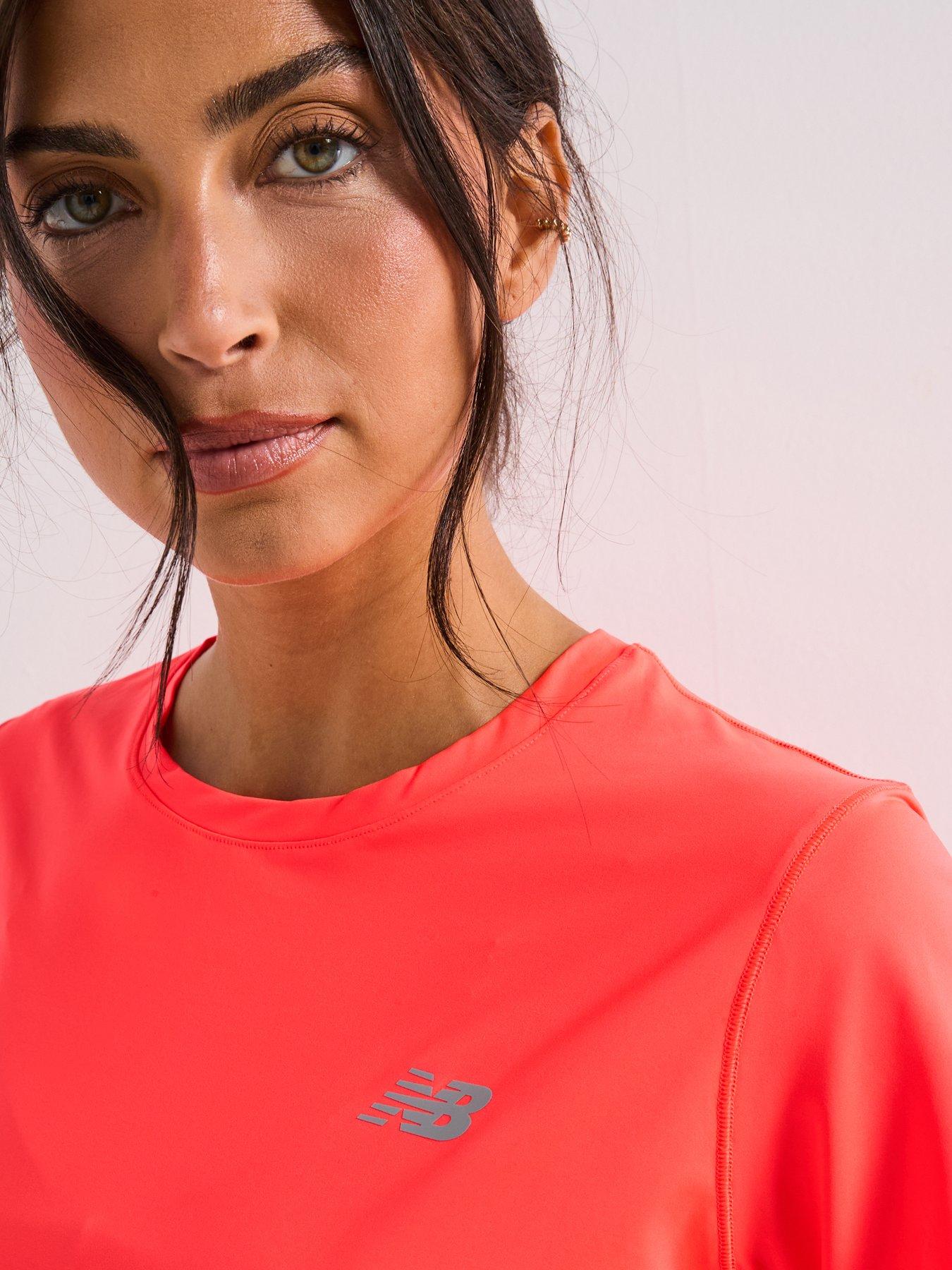 new-balance-womens-running-race-day-t-shirt-redoutfit