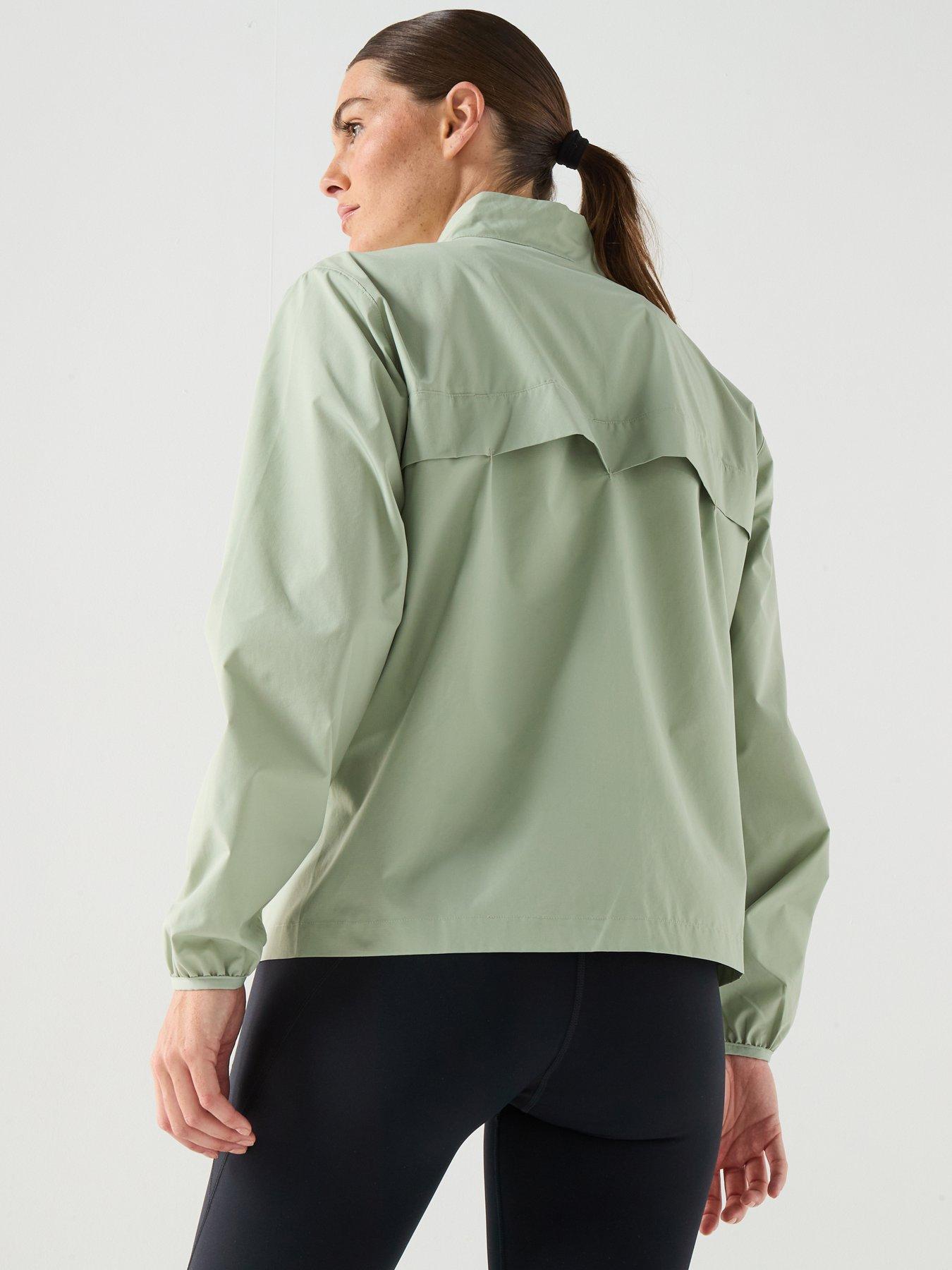 new-balance-womens-running-essential-jacket-greenstillFront