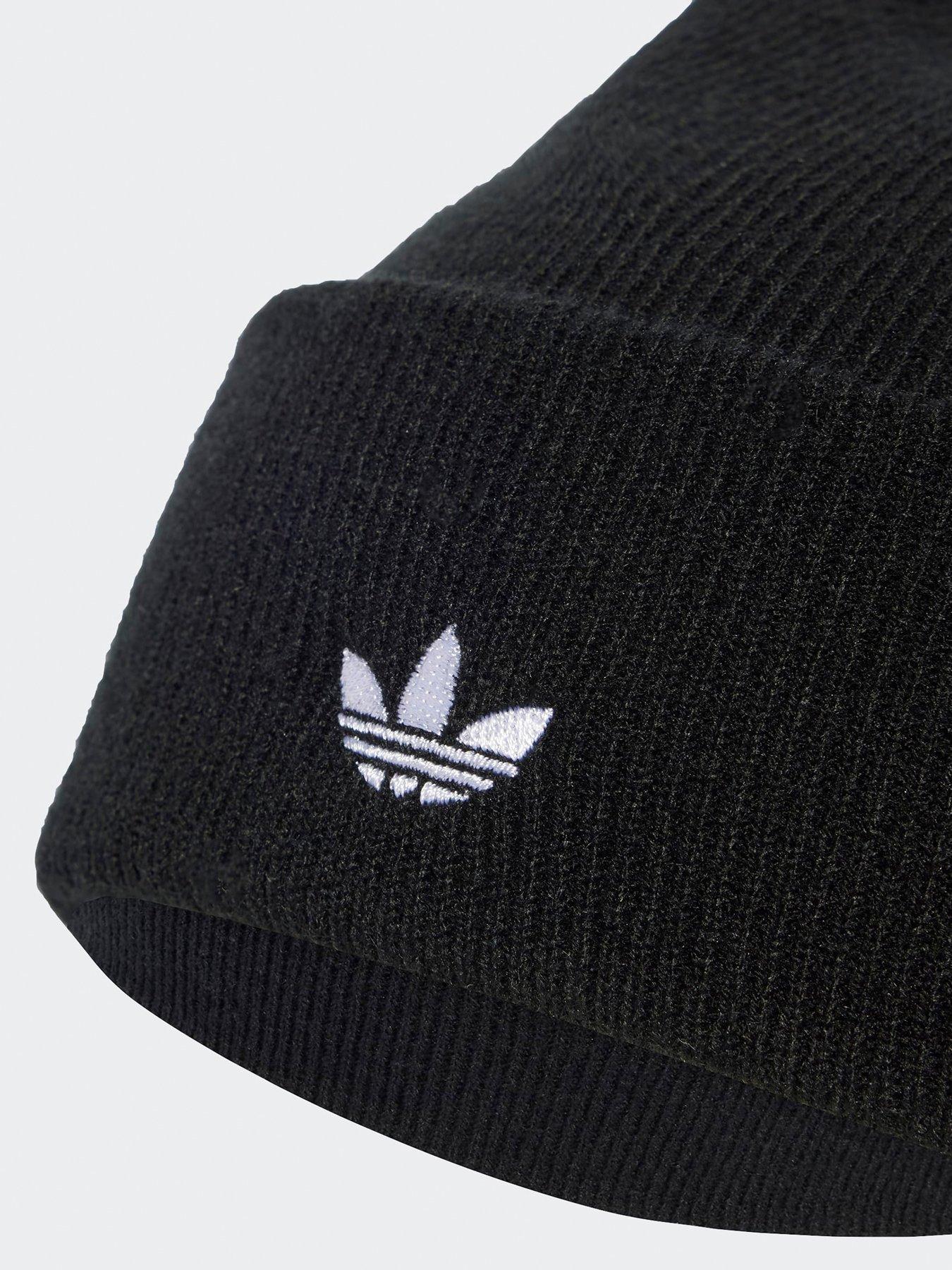 adidas-originals-unisex-adicolor-cuff-beanie-blackoutfit