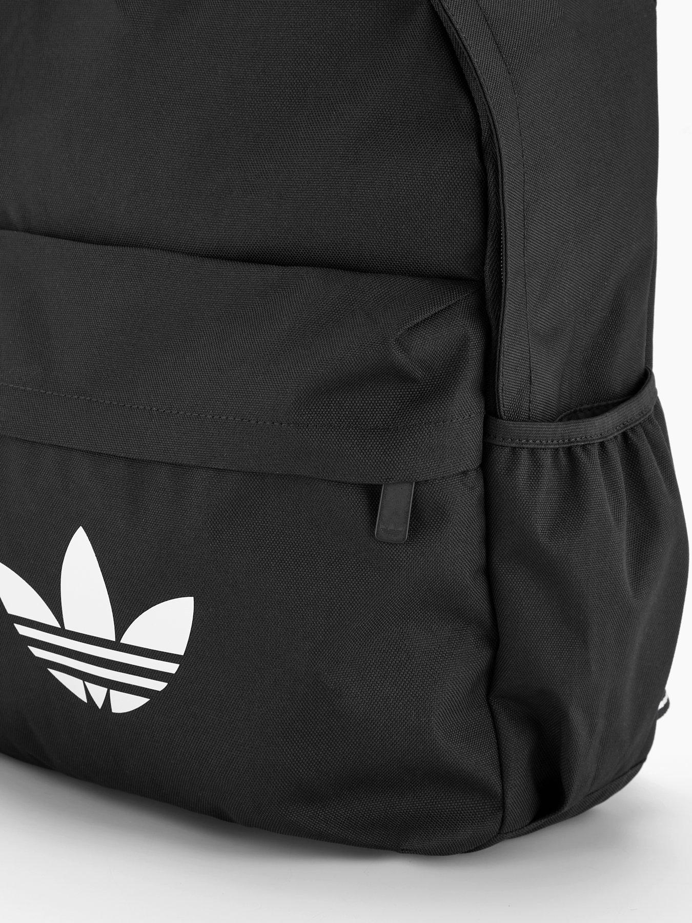 adidas-originals-unisex-backpack-blackoutfit