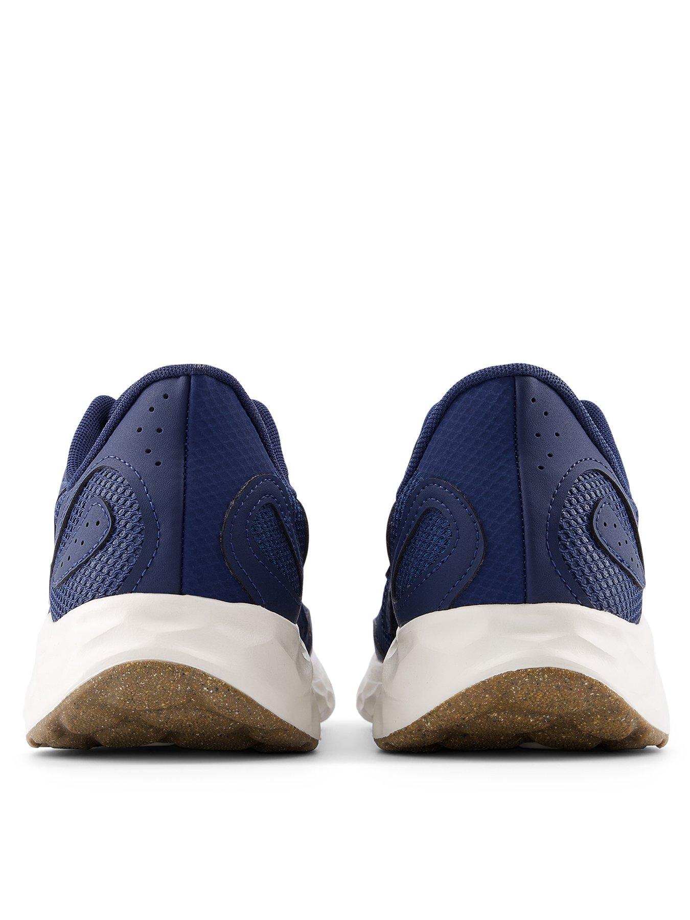 Image 3 of 6 of New Balance Mens Running Fresh Foam Arishi V4 Trainers - Blue