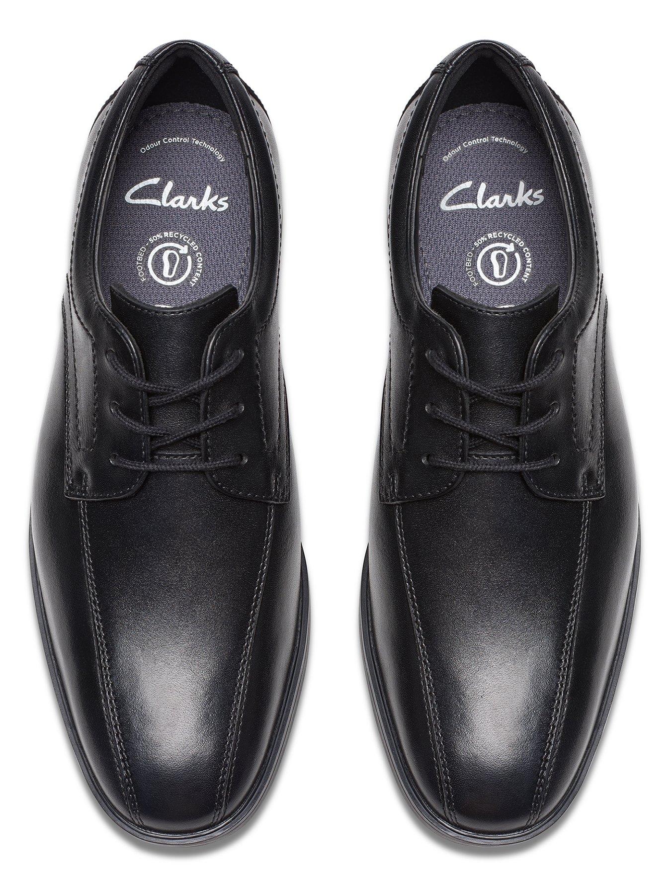 Image 4 of 6 of Clarks Youth Jonwin Loop Leather Shoe - Black