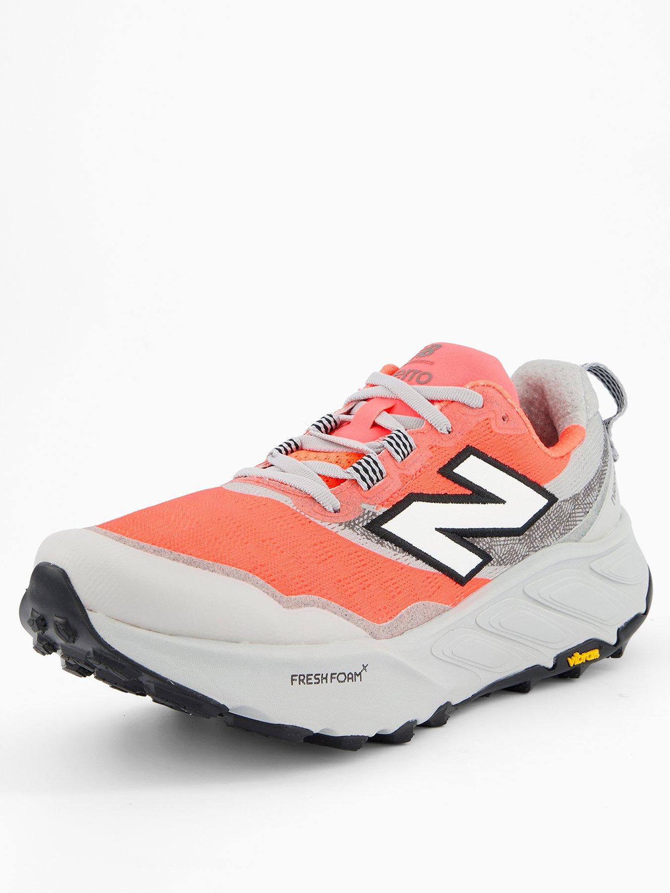 new-balance-mens-trail-running-fresh-foam-x-hierro-v9-trainers-greyredstillFront