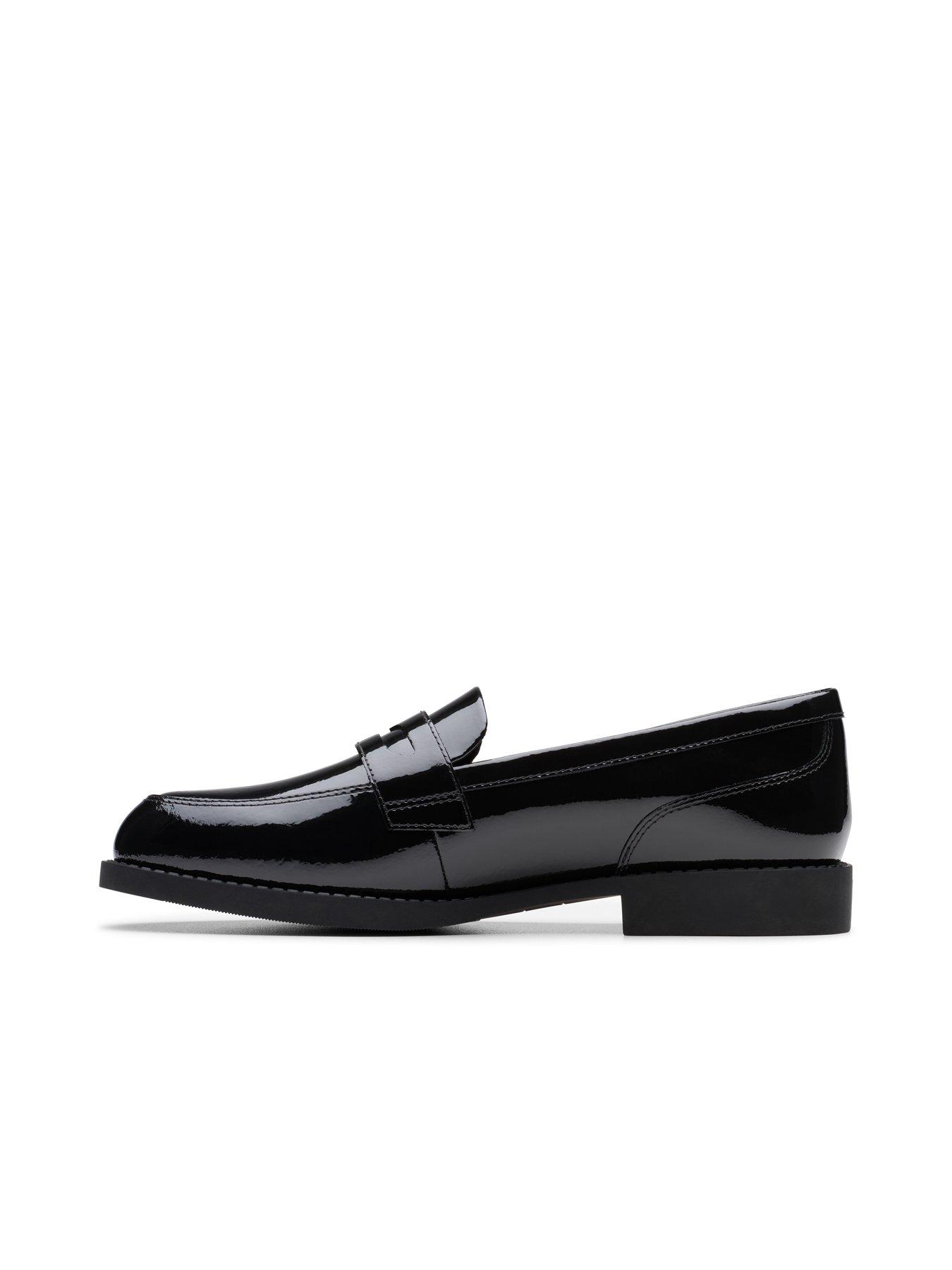 Image 6 of 6 of Clarks Tapa Edge Y. Youth&nbsp;- Black