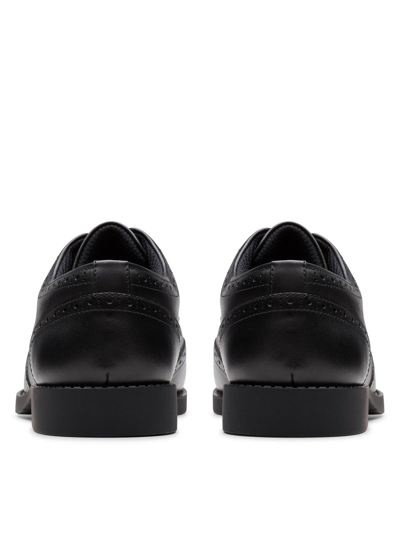 Image 3 of 6 of Clarks Tapa Pure Y.&nbsp;- Black
