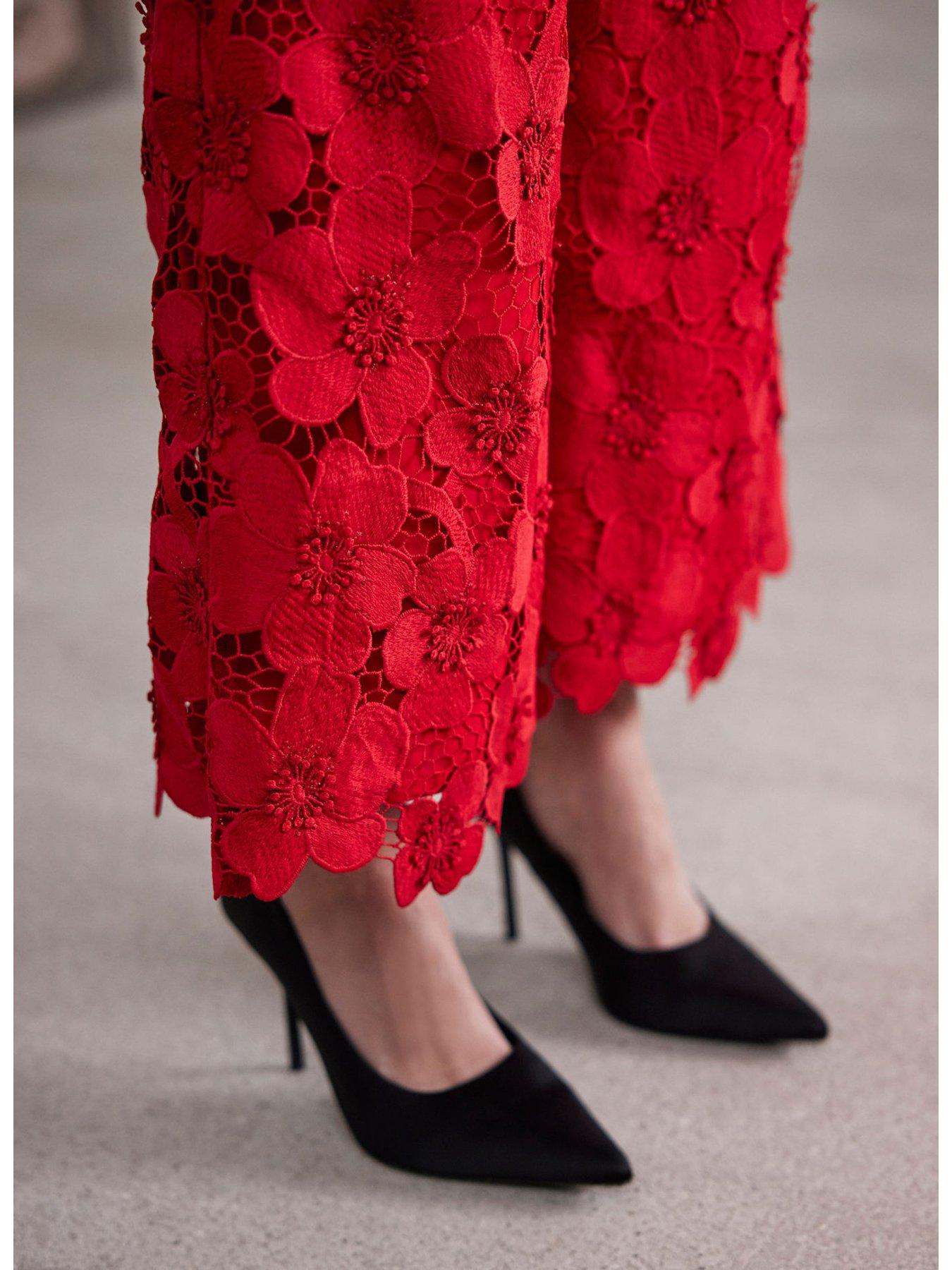 mint-velvet-lace-applique-cropped-trousers-redoutfit